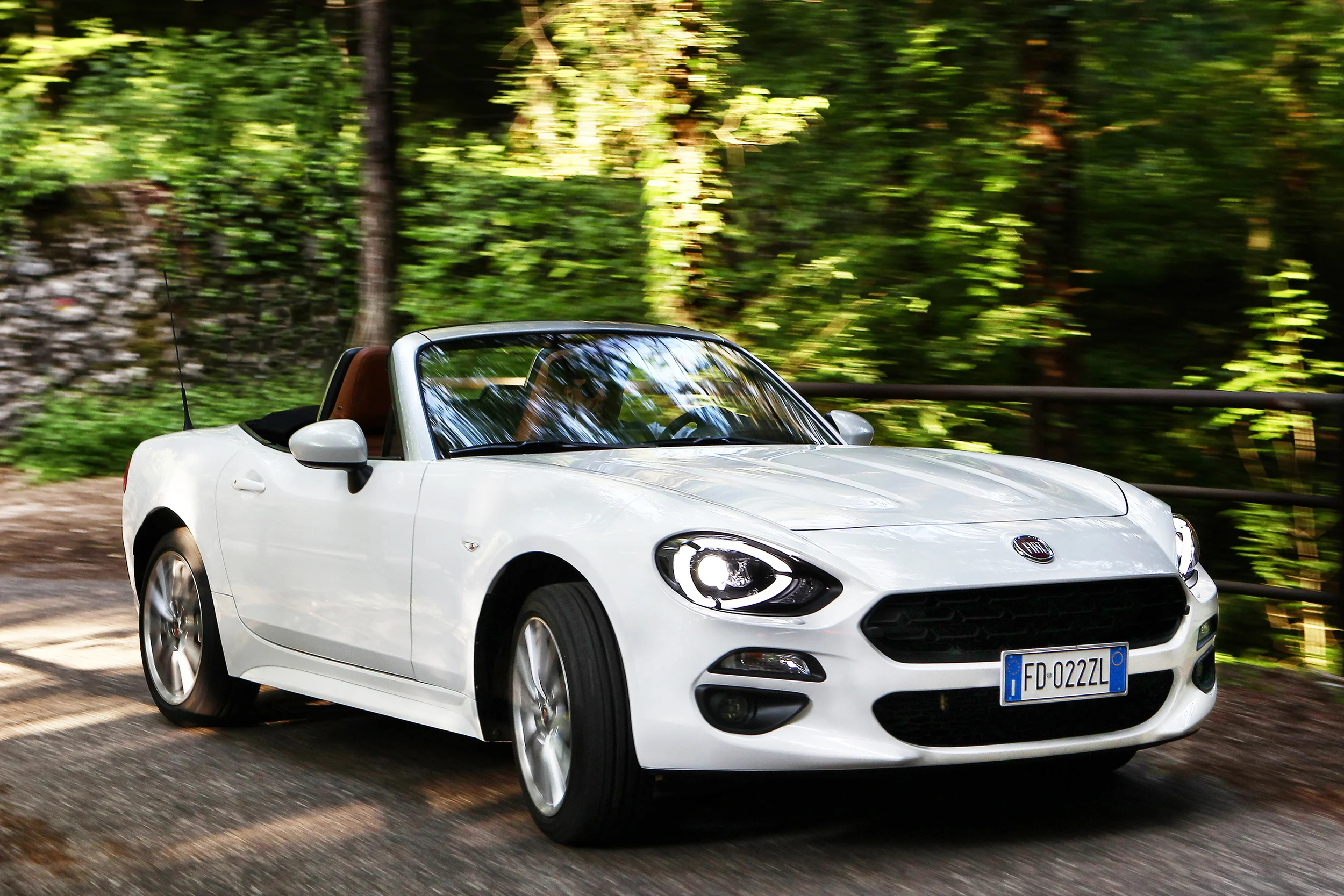 Fiat 124 Spider _09 .JPG