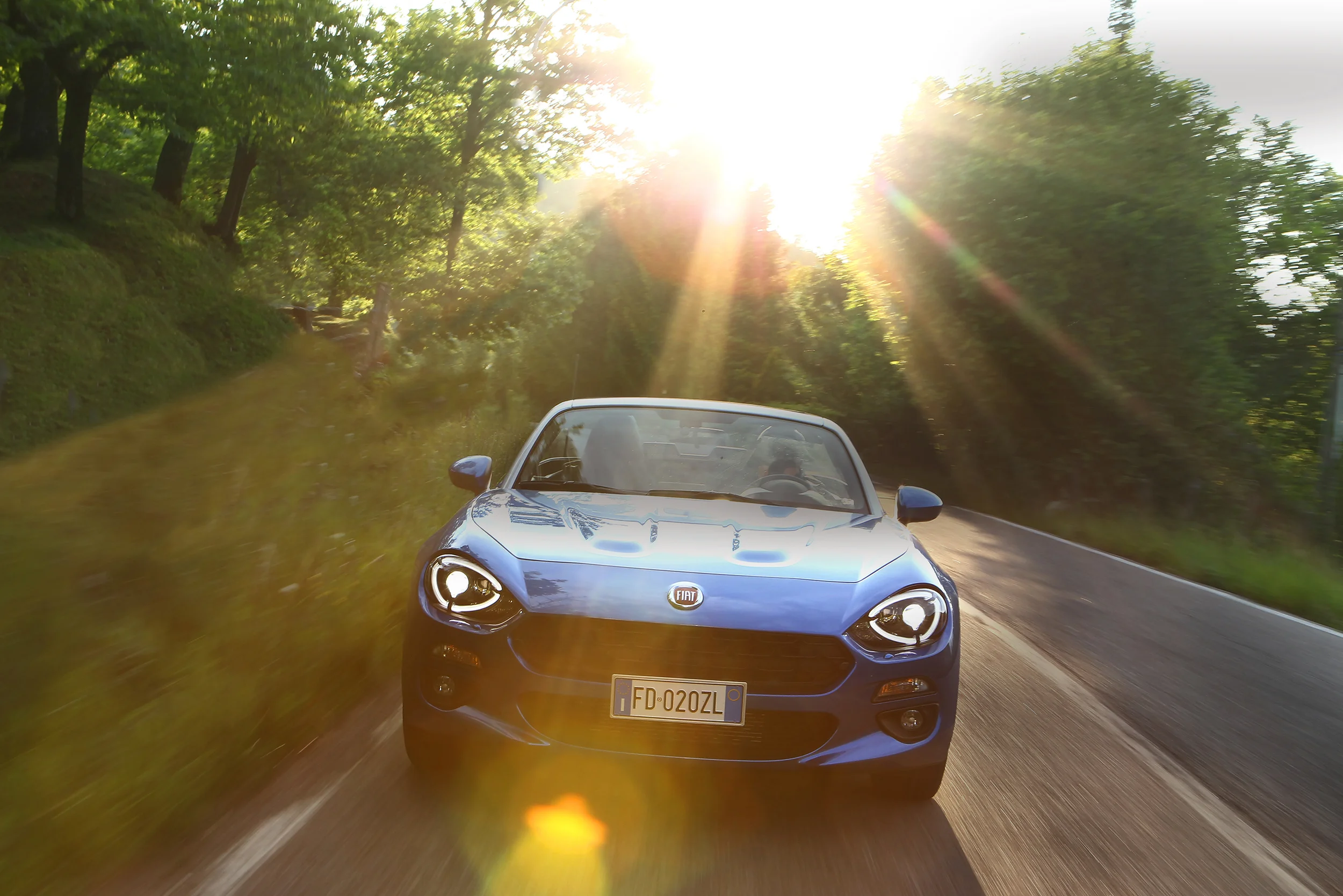 Fiat 124 Spider _12 .JPG