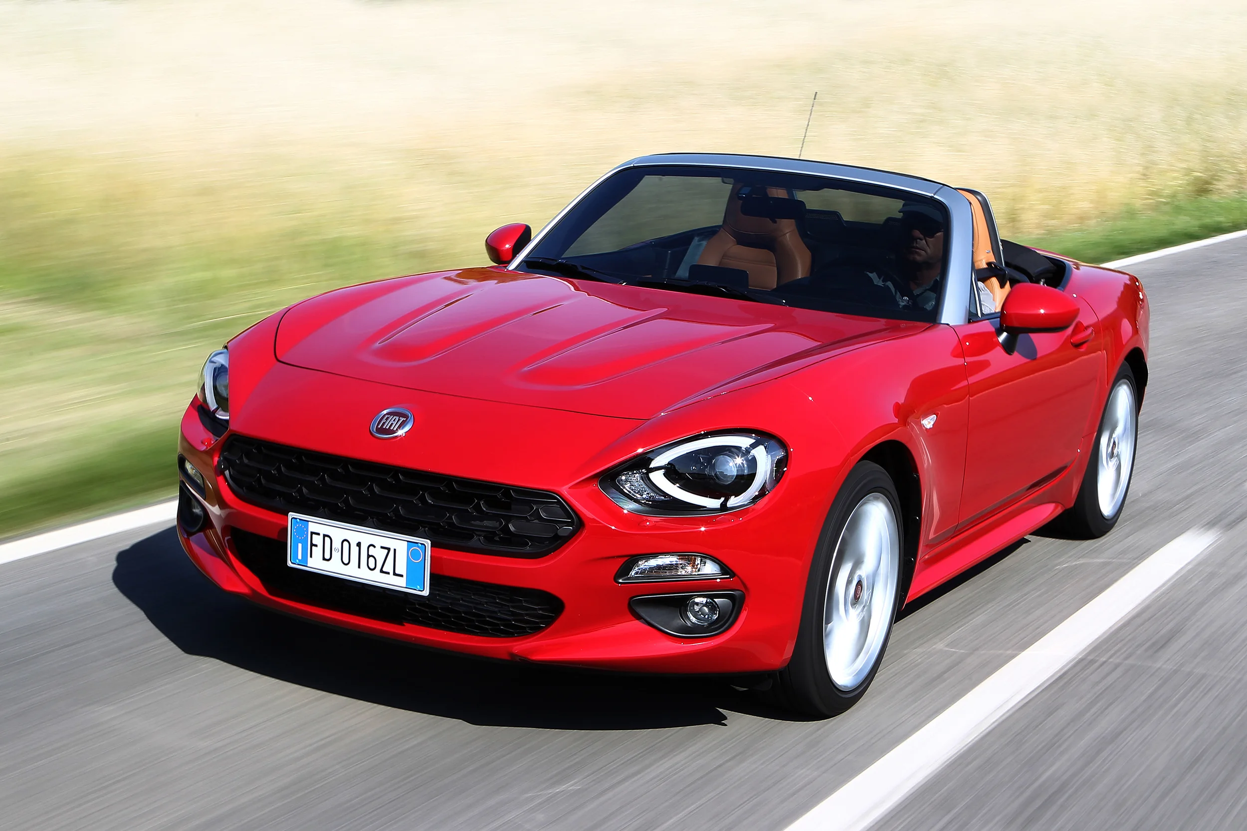 Fiat 124 Spider _13 .JPG