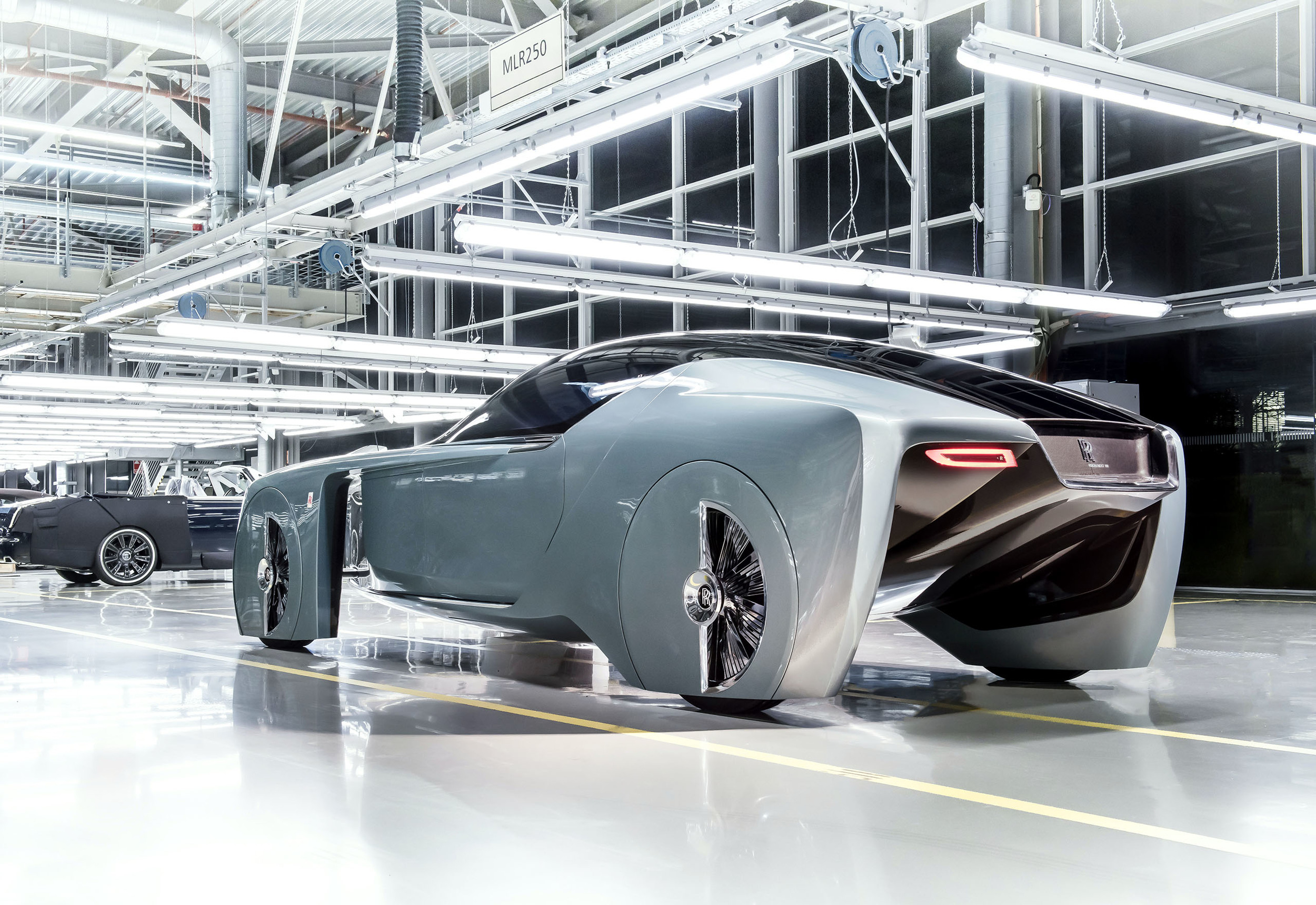 103 EX OÄì Rolls-Royce VISION NEXT 100_3.jpg