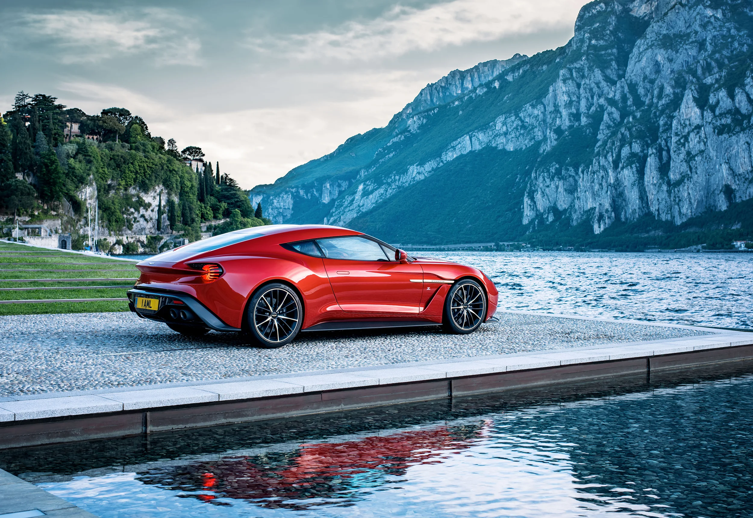 Vanquish Zagato_04.jpg