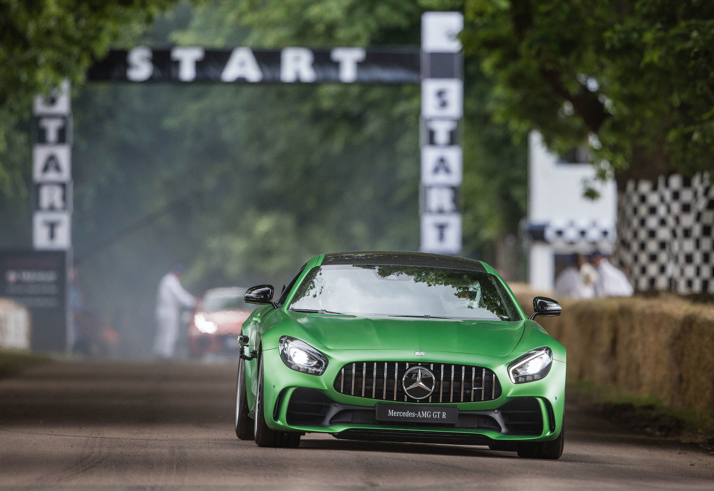 Mercedes-FOS16-425.jpg