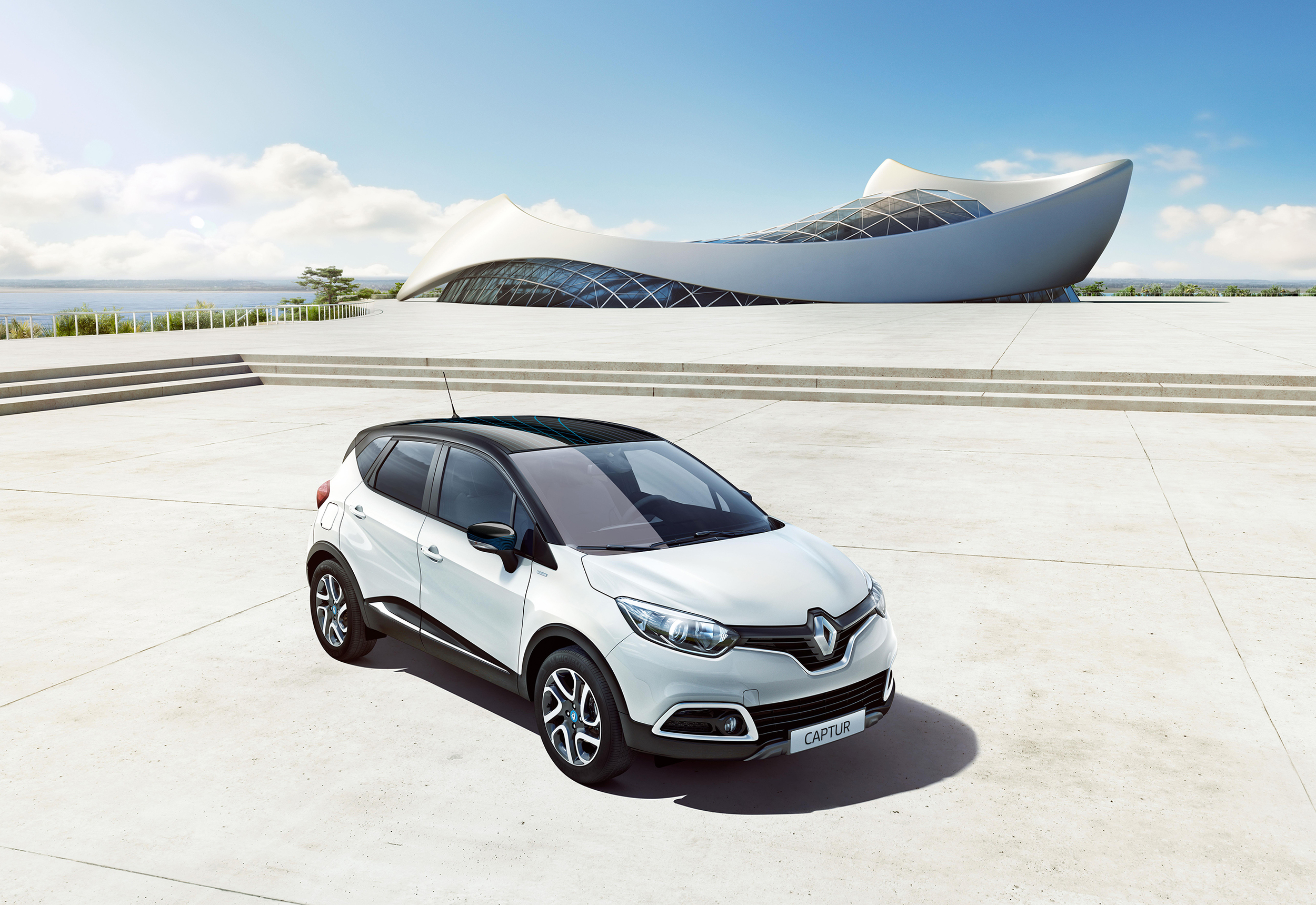 Renault_Captur_Iconic_Nav_Special_Edition_010716_LEAD.jpg