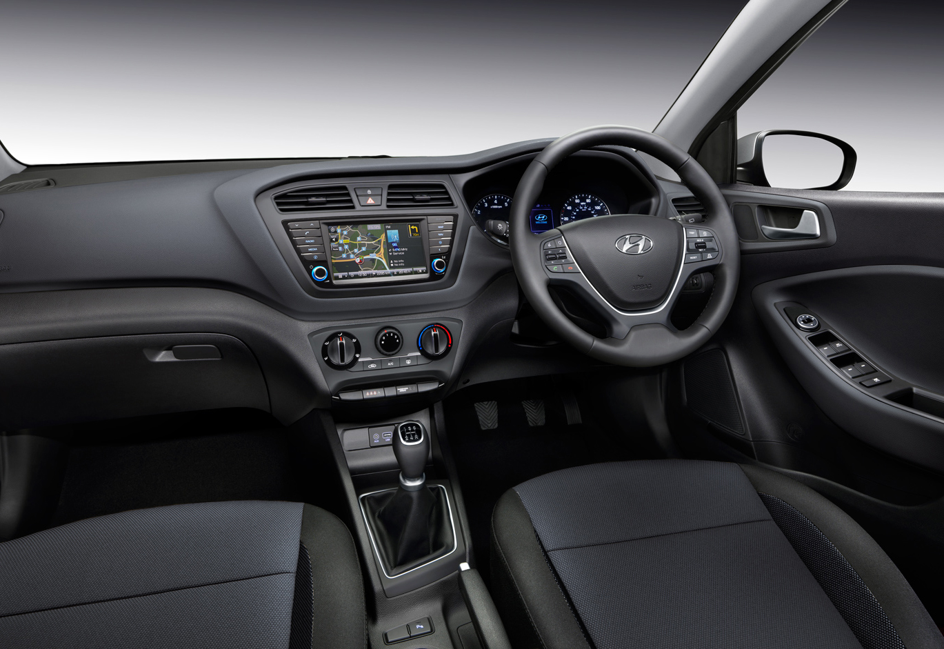 i20_Turbo-Edition_Interior_Black-Grey (005).jpg