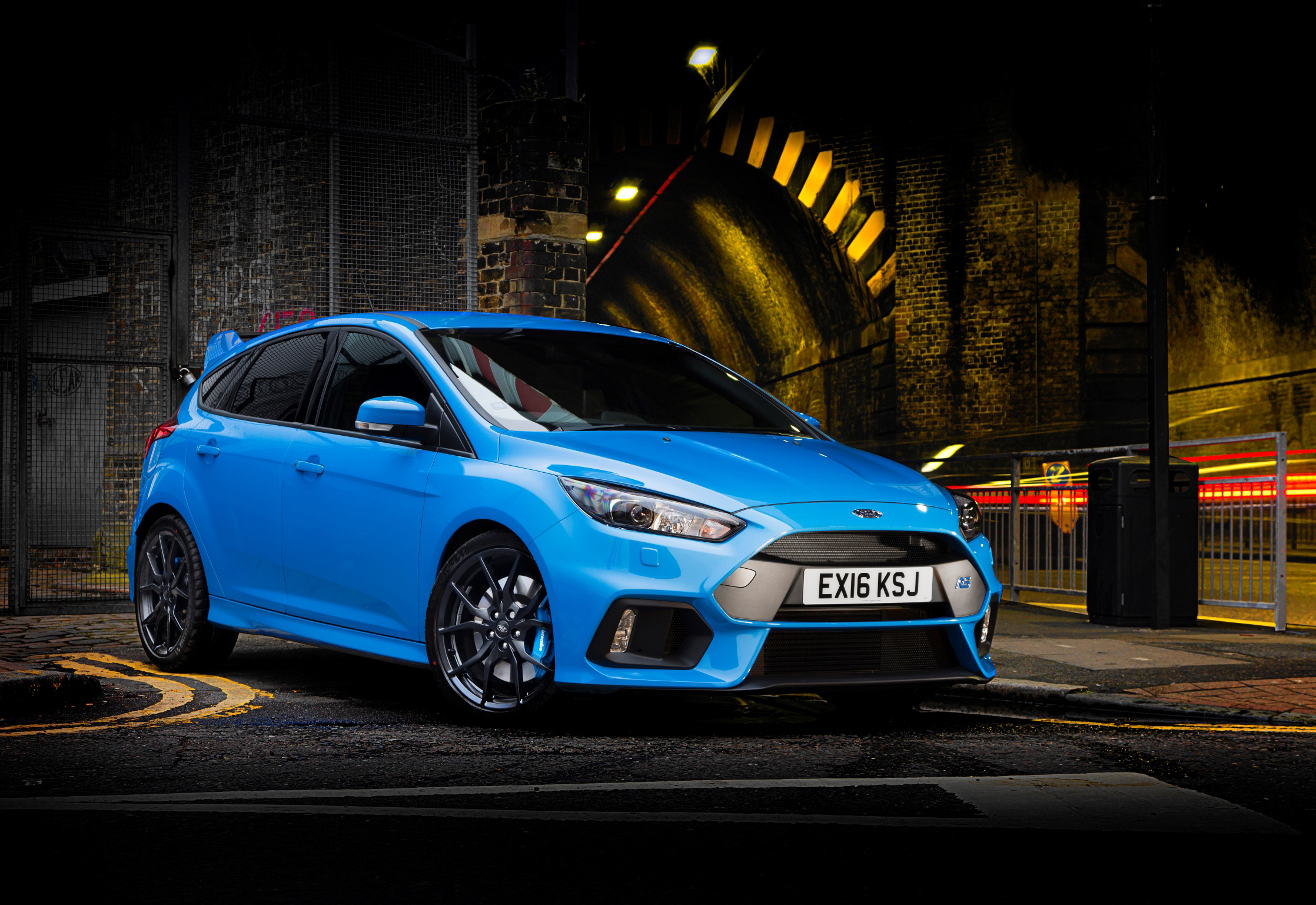 Engine upgrade delivers up to 375 PS (370bhp).jpg