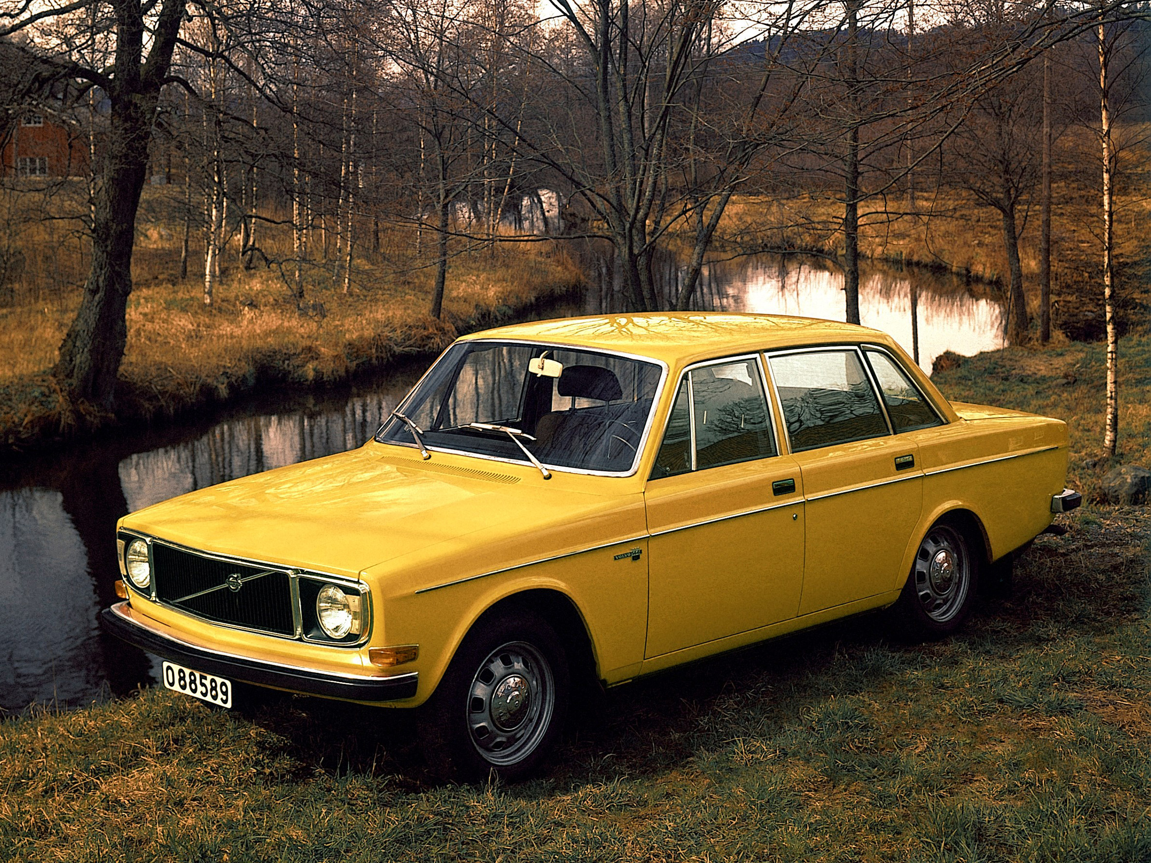 5890_Volvo_144.jpg