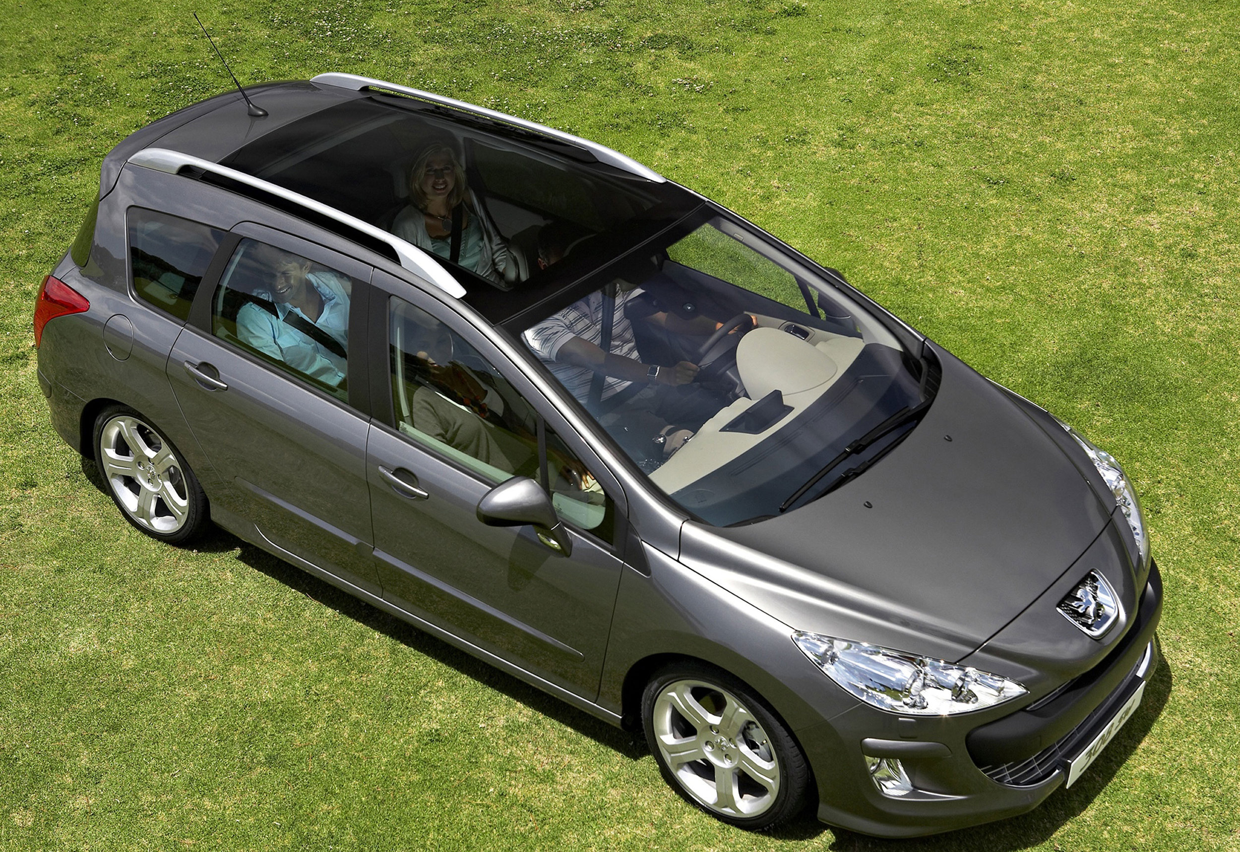 Пежо универсал отзывы. Peugeot 308 SW. Peugeot 308 SW 2011. Пежо 308 SW универсал. Peugeot 308 SW 2008.