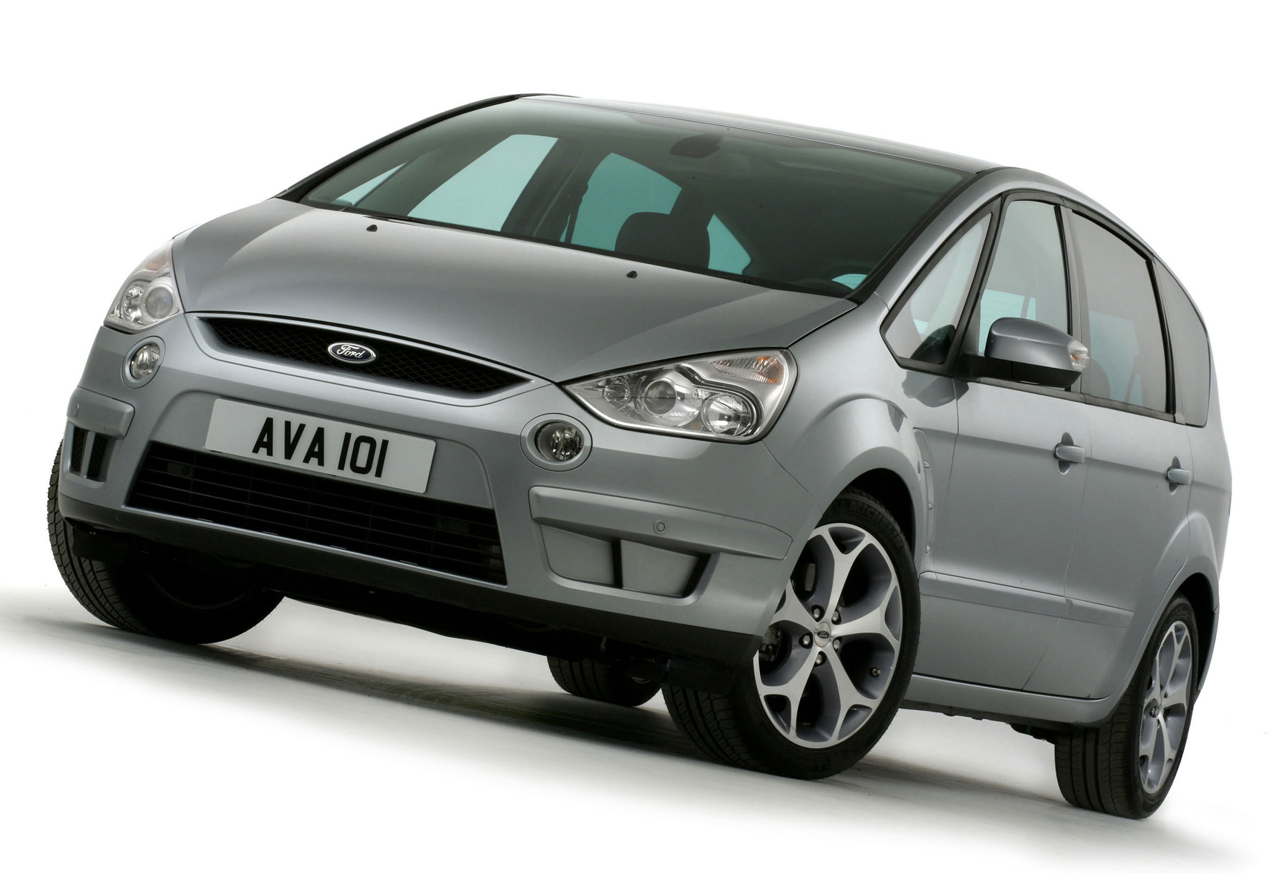 Ford S-Max -16.jpg