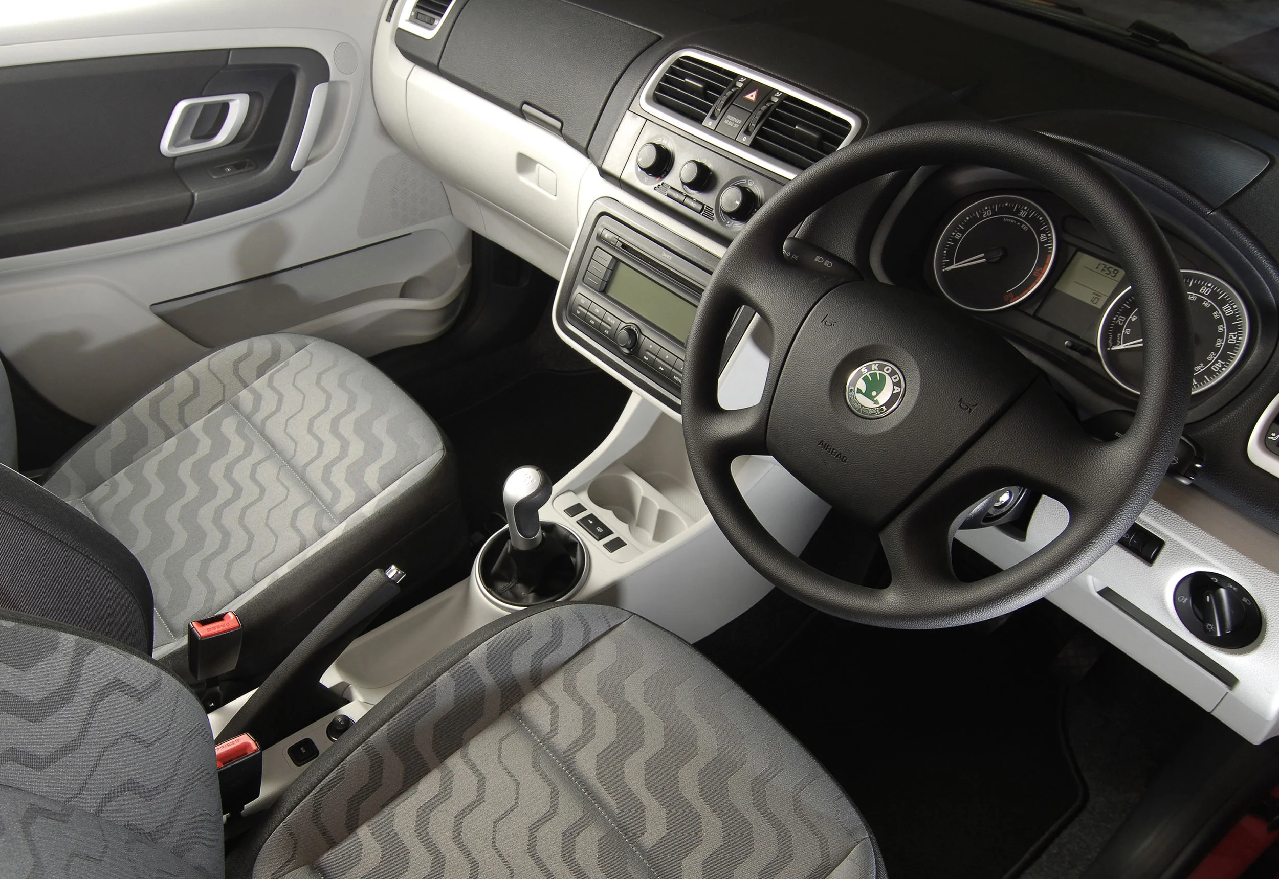 Skoda Fabia Mk2 -26.jpg