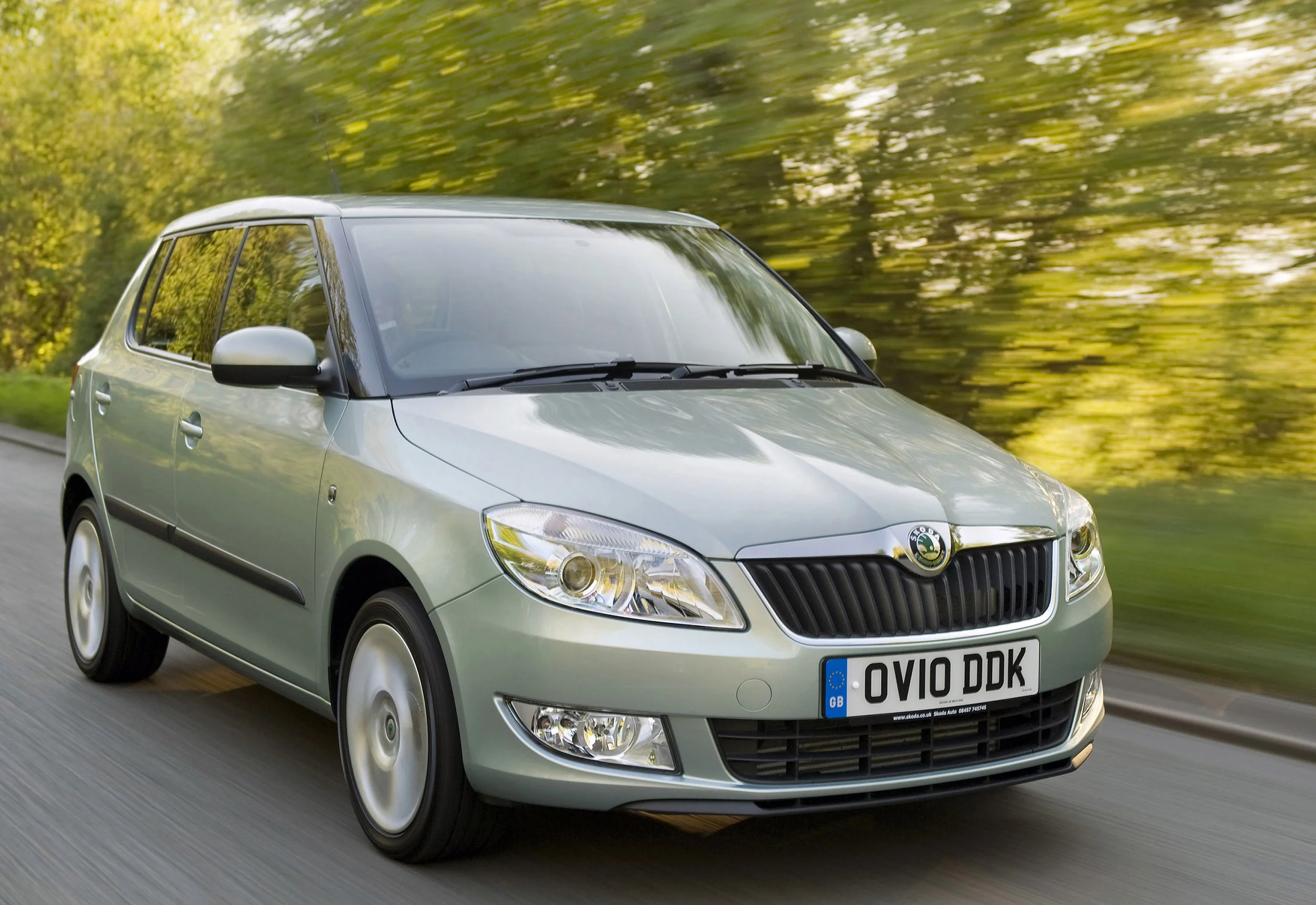 Skoda Fabia Mk2 -04.jpg
