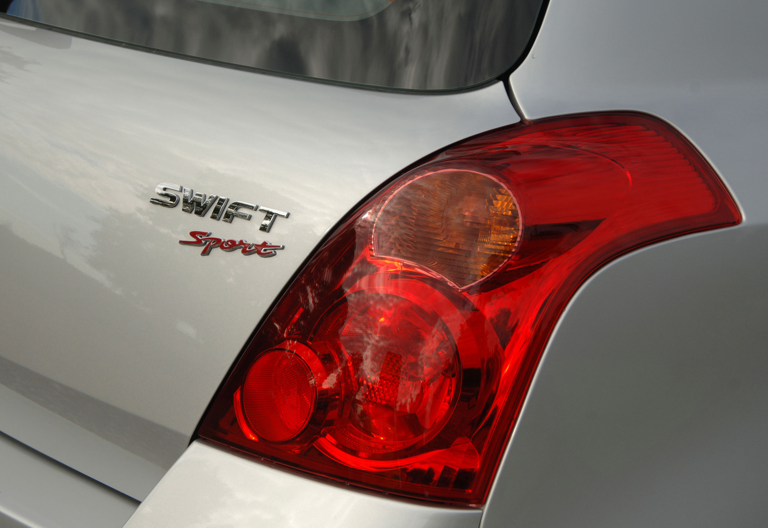 Suzuki Swift -17.jpg