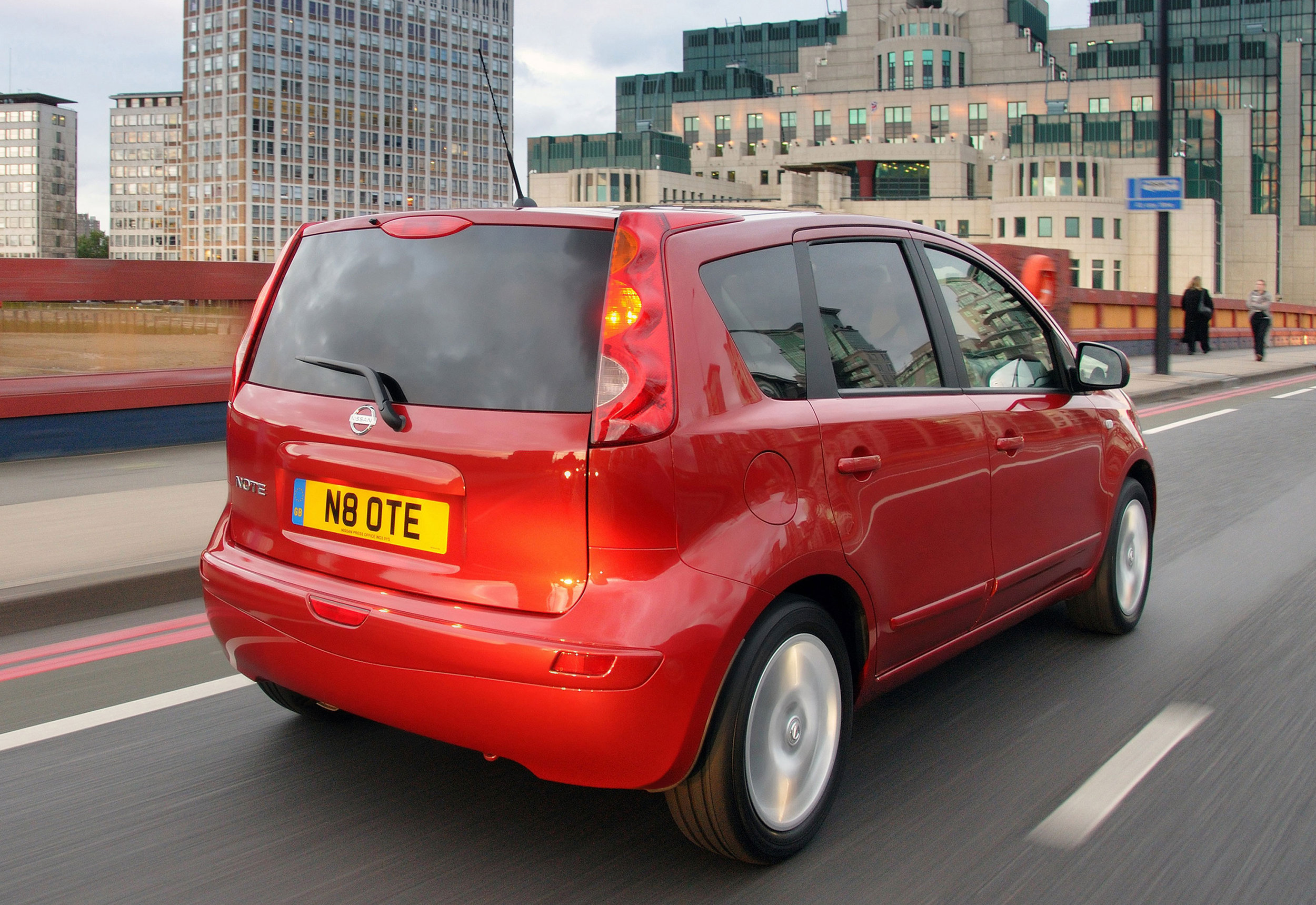 Nissan Note MkI 15.jpg