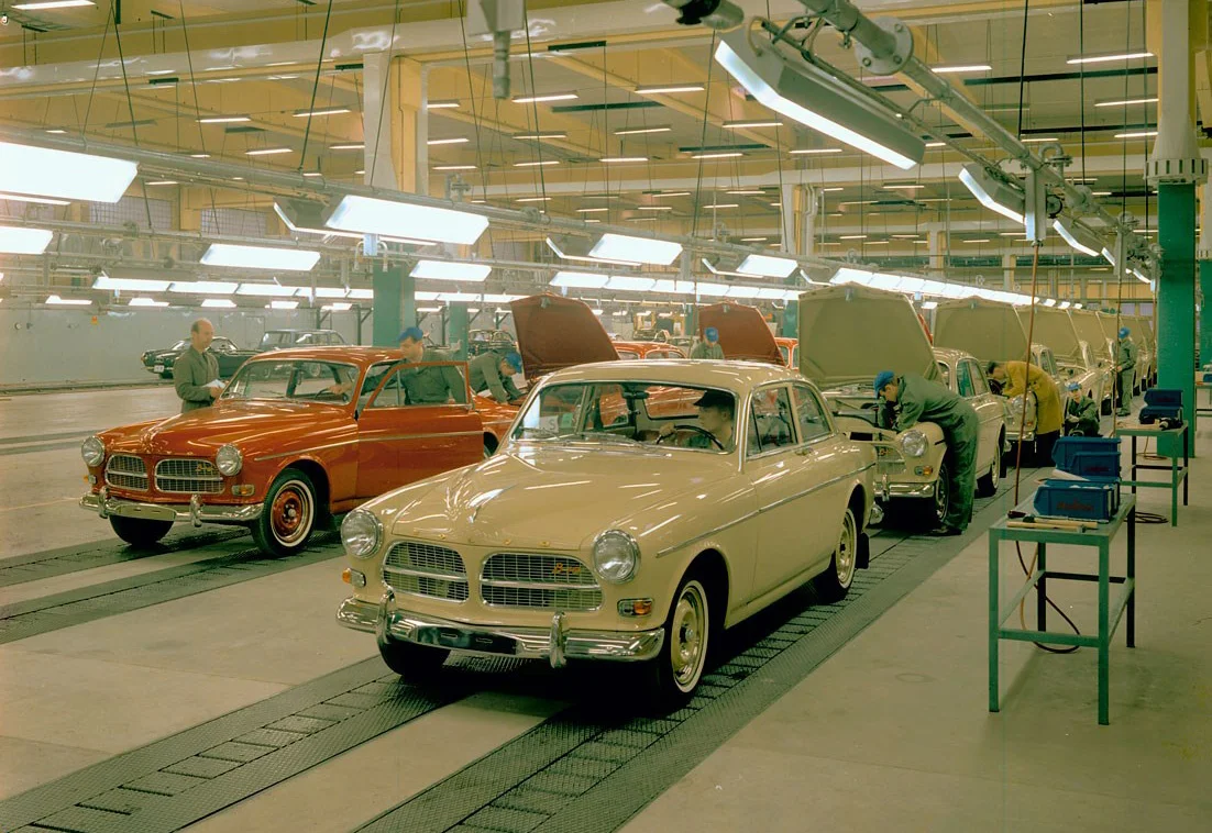 195265_Volvo_121_Amazon.jpg