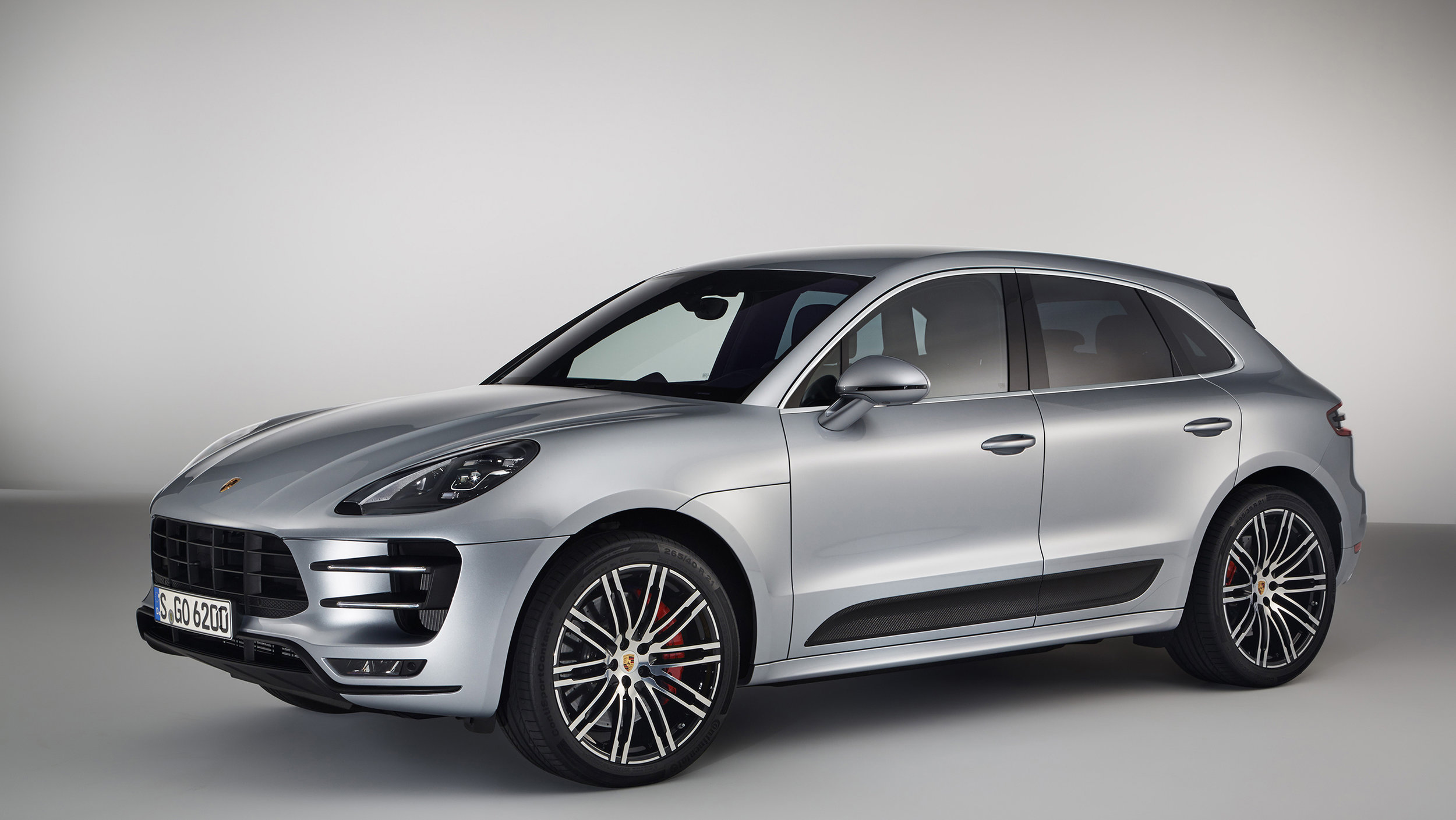 high_macan_turbo_performance_package_2016_porsche_ag.jpg