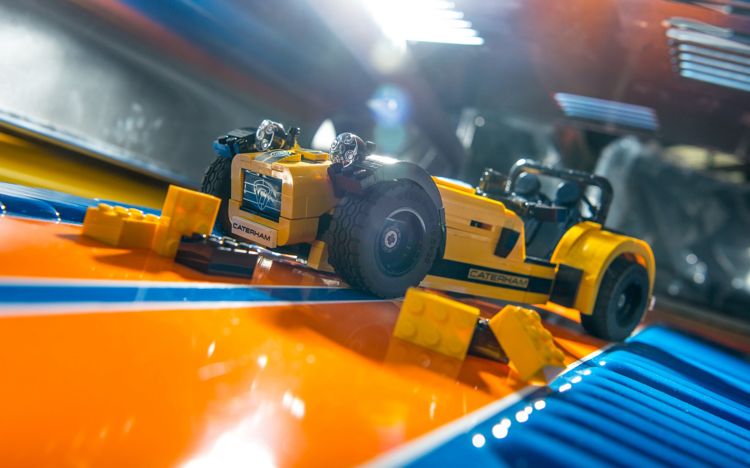 LEGO-Caterham-620R-(15).jpg