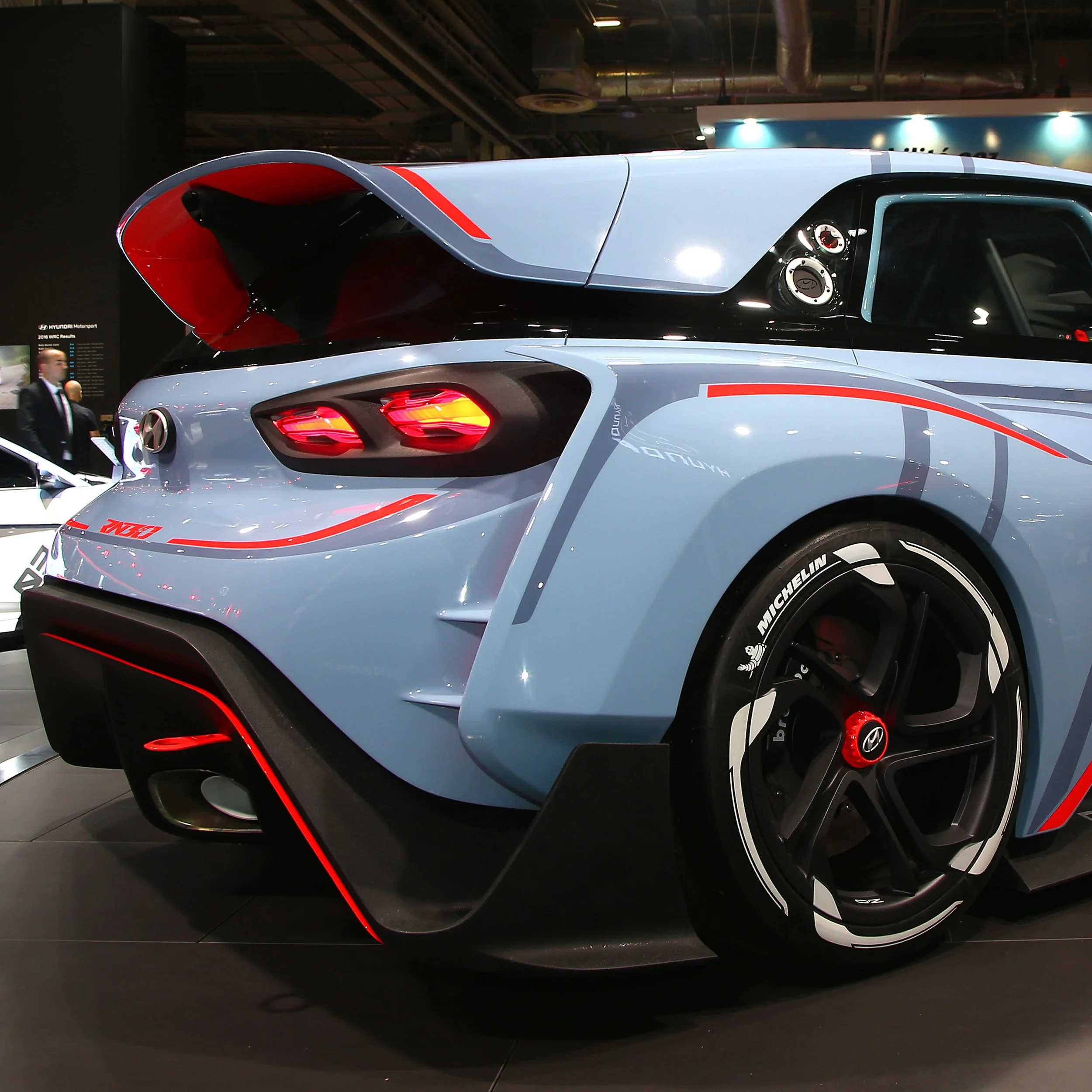 VIDEO: Performance cars of Paris 2016