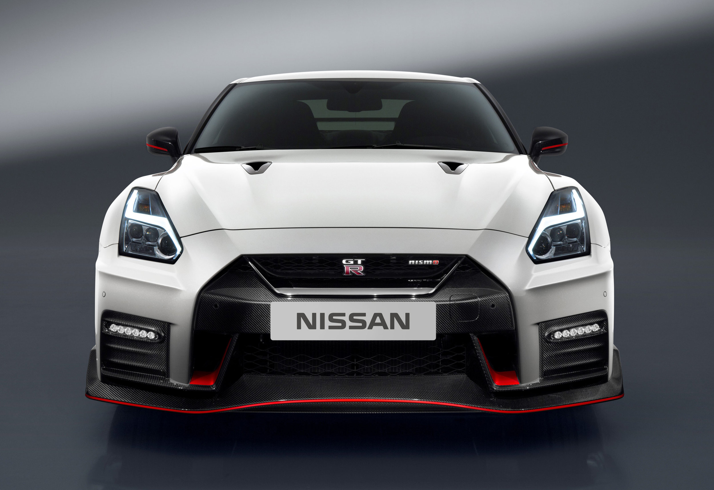 146122_Nissan_GT_R_NISMO.jpg