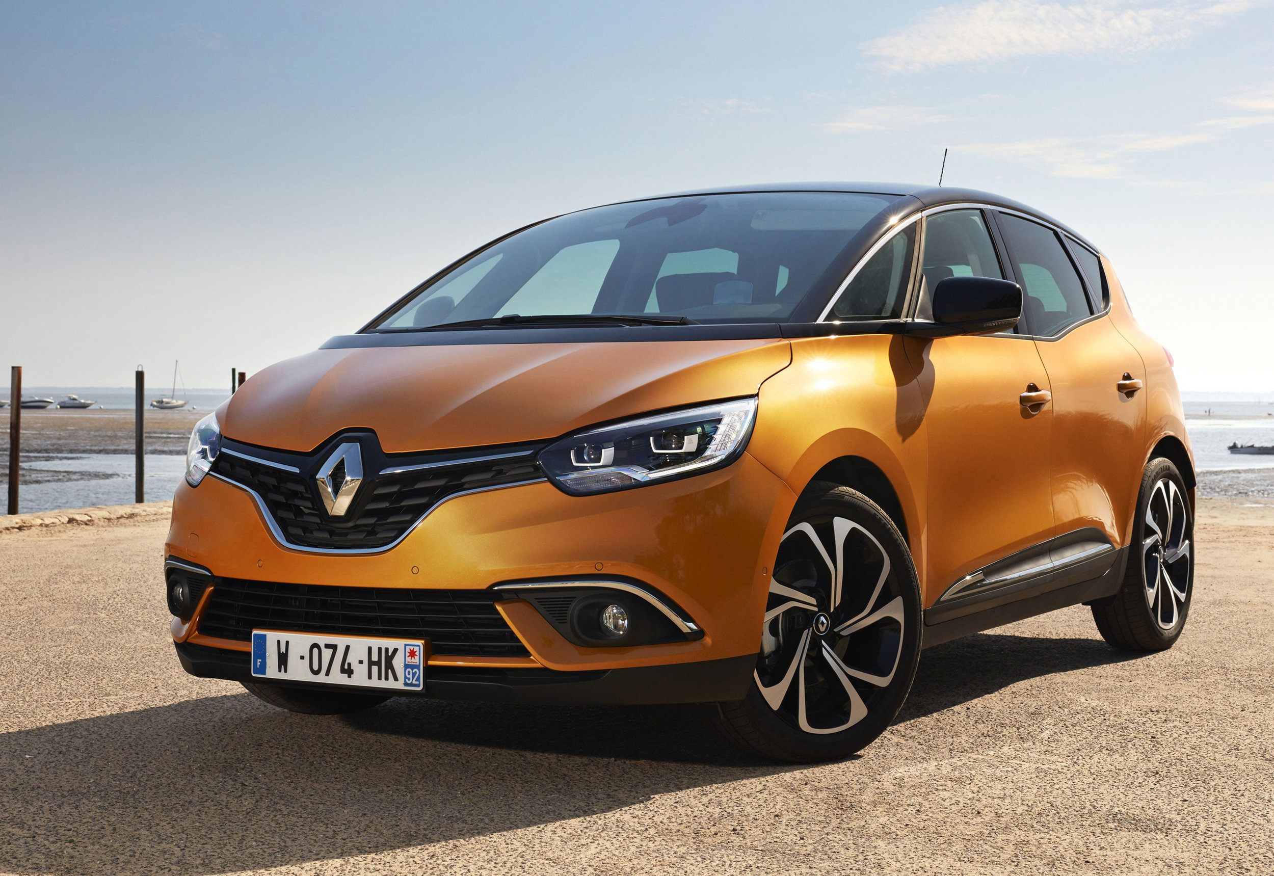 New Renault Scenic & Grand Scenic: prices & specs
