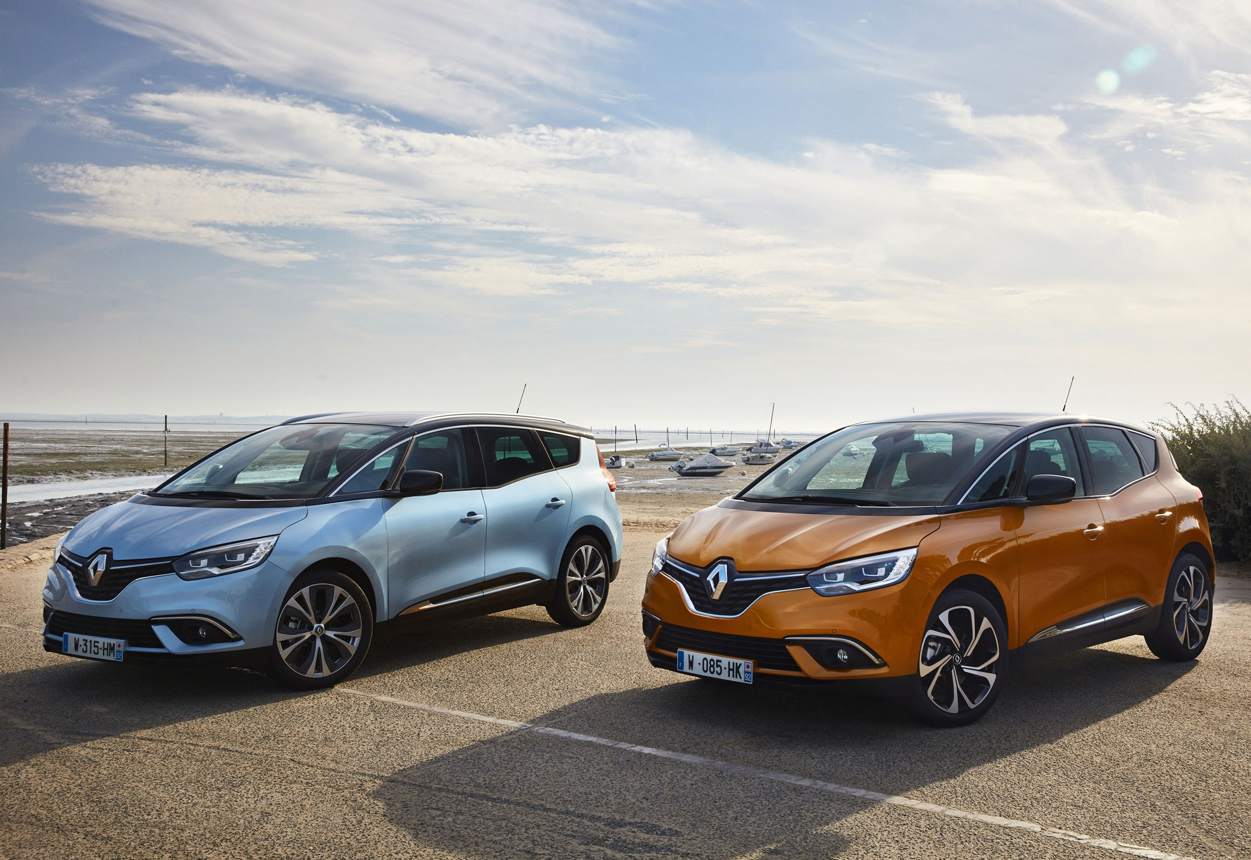 Renault-announces-pricing-and-specification-of-All-New-Scenic-and-Grand-Scenic-LEAD.jpg