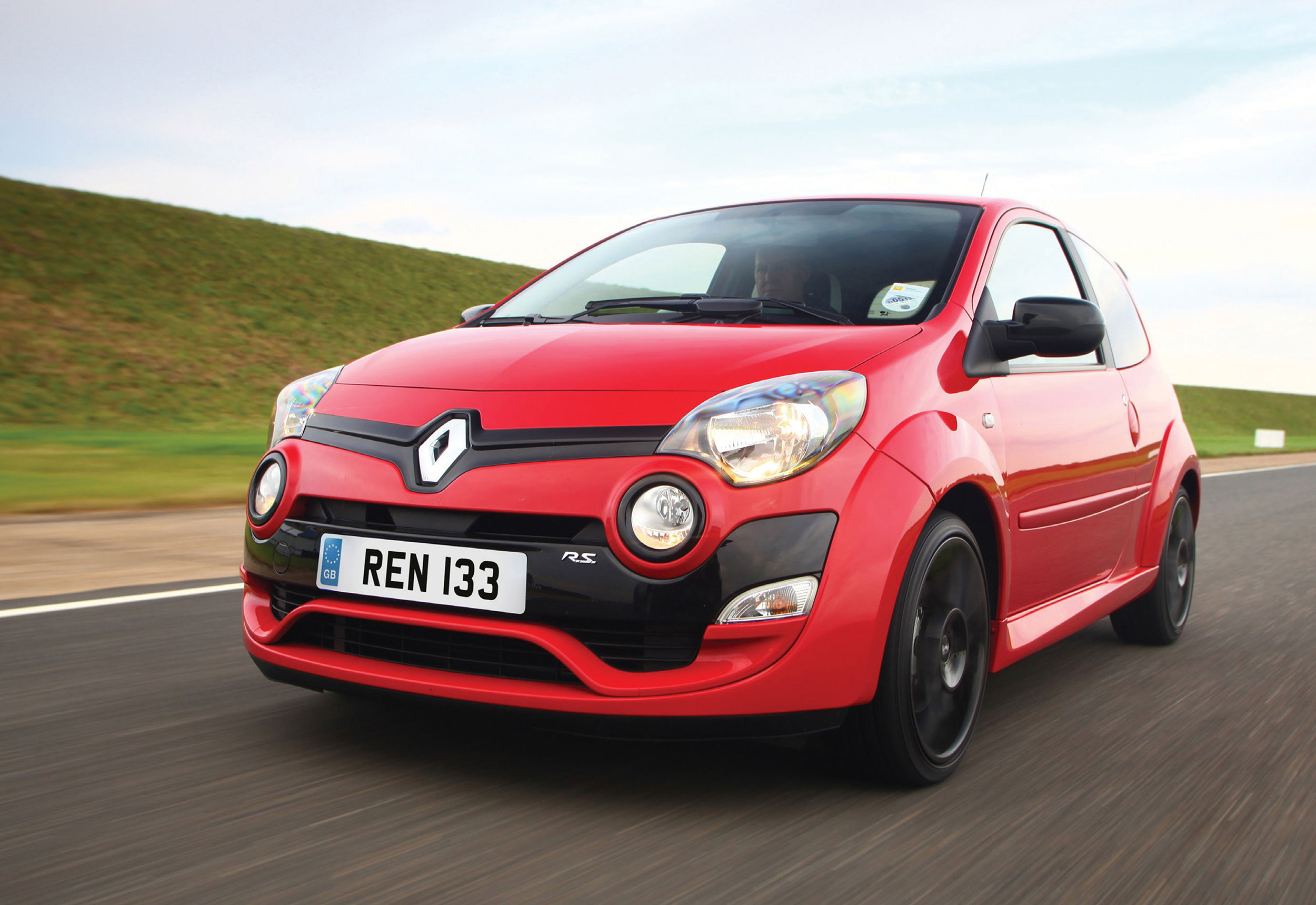 Renault-Twingo-08.jpg