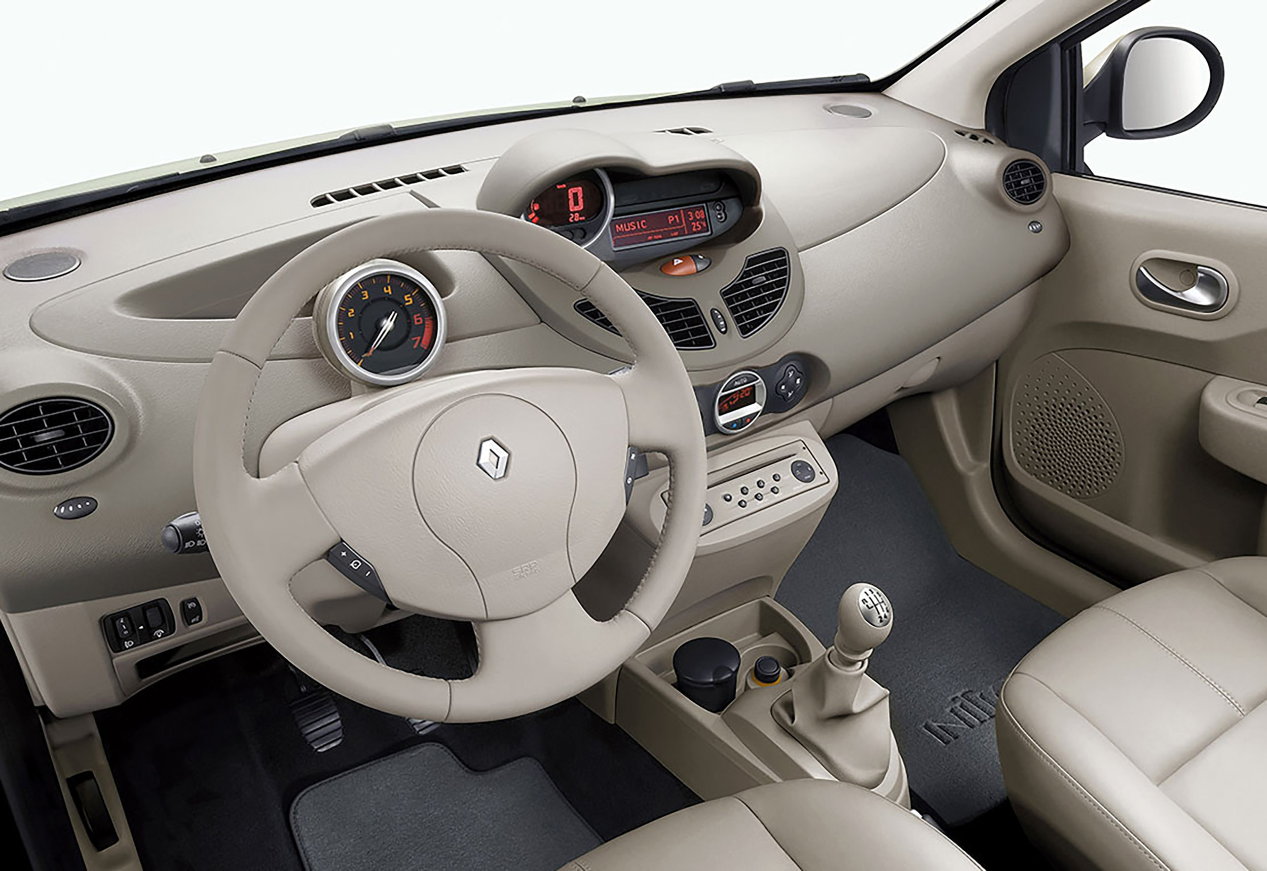 Renault-Twingo-19.jpg