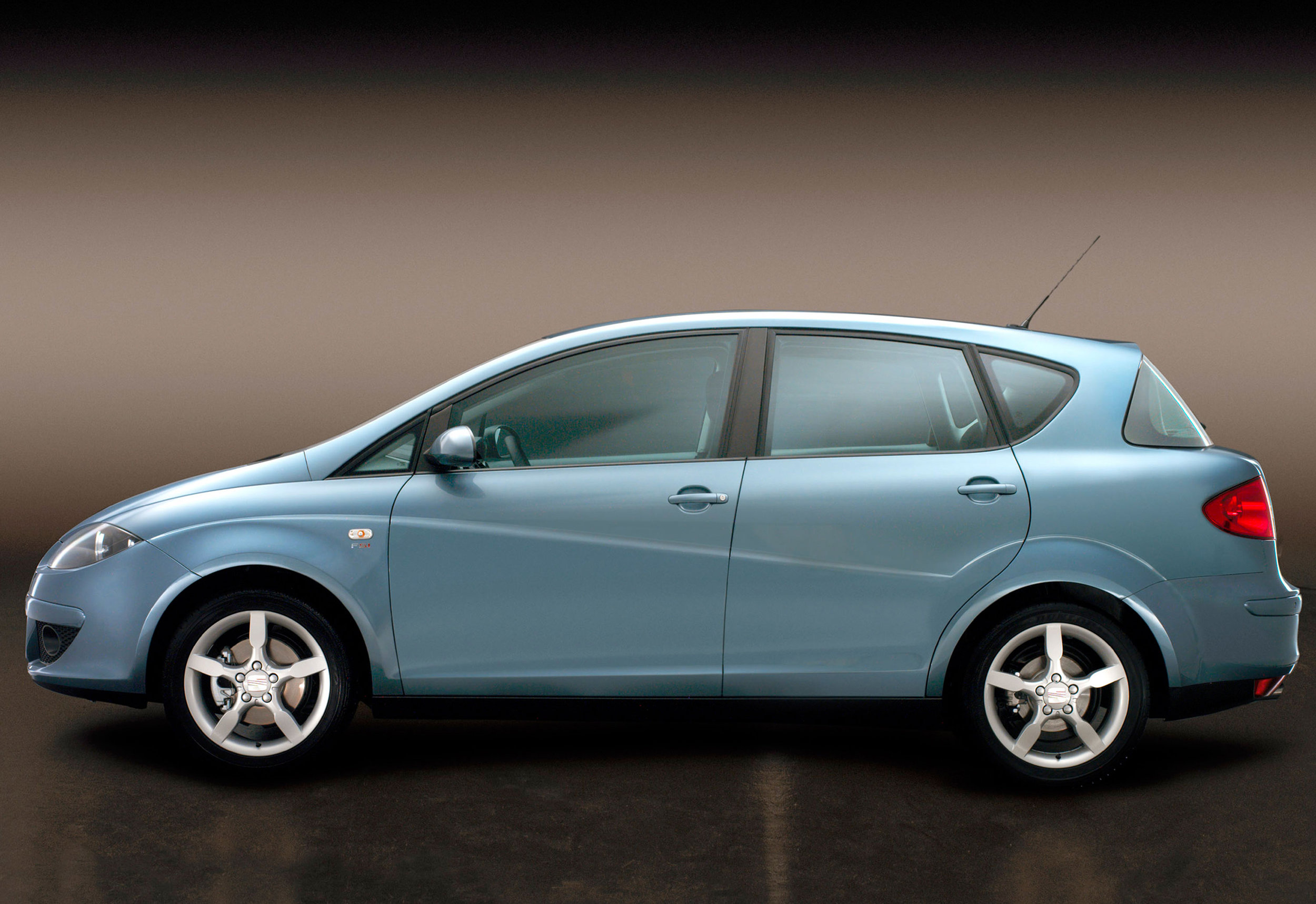 Seat-Toledo-13.jpg