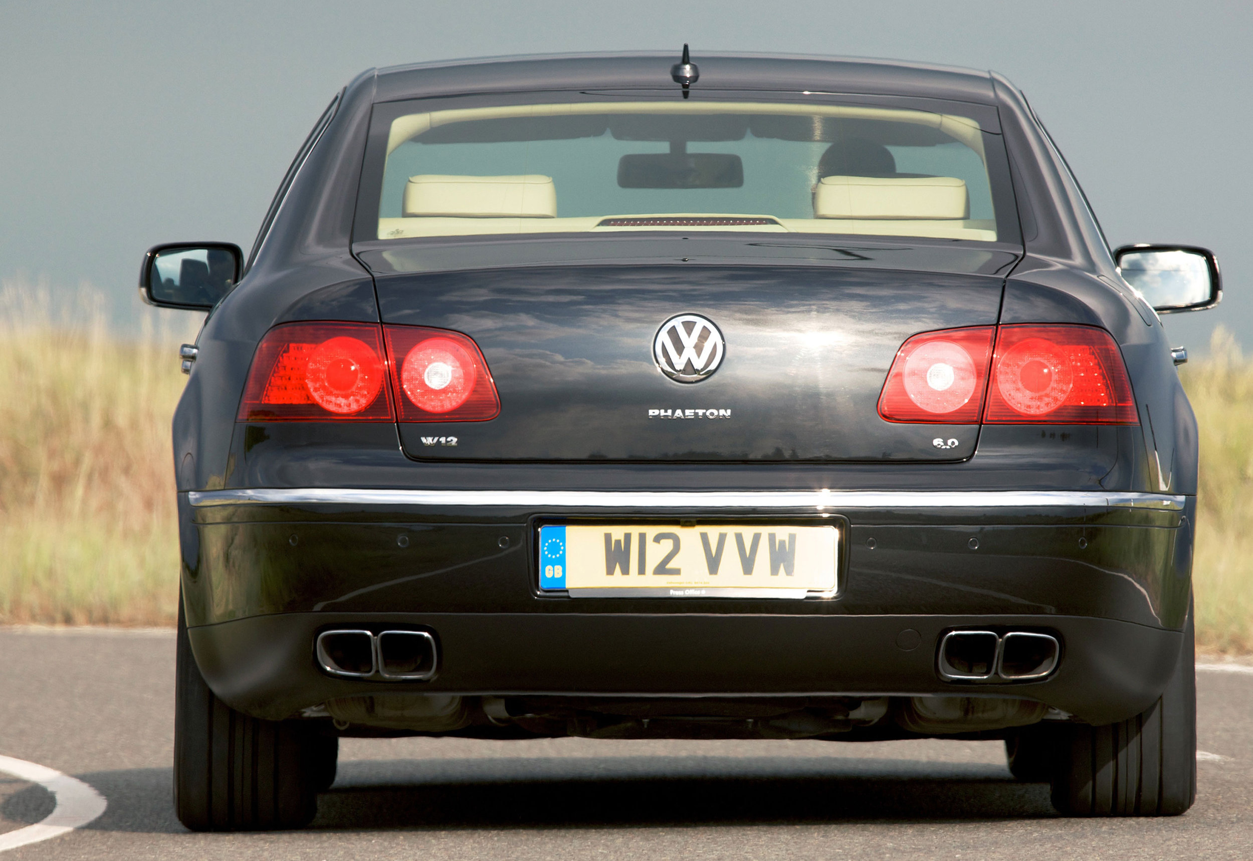 VW-Phaeton-15.jpg
