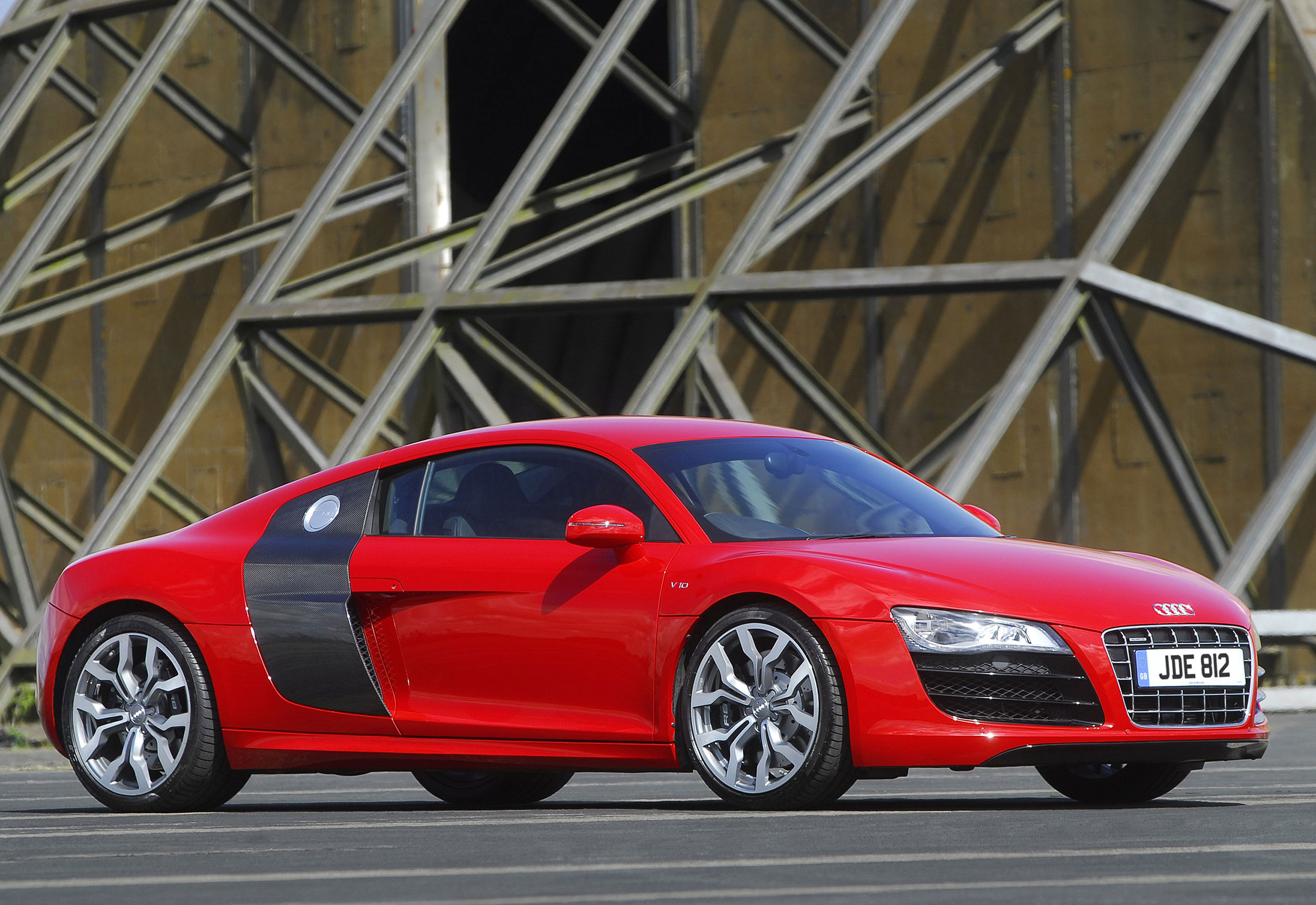 Audi R8 MkI 07.jpg