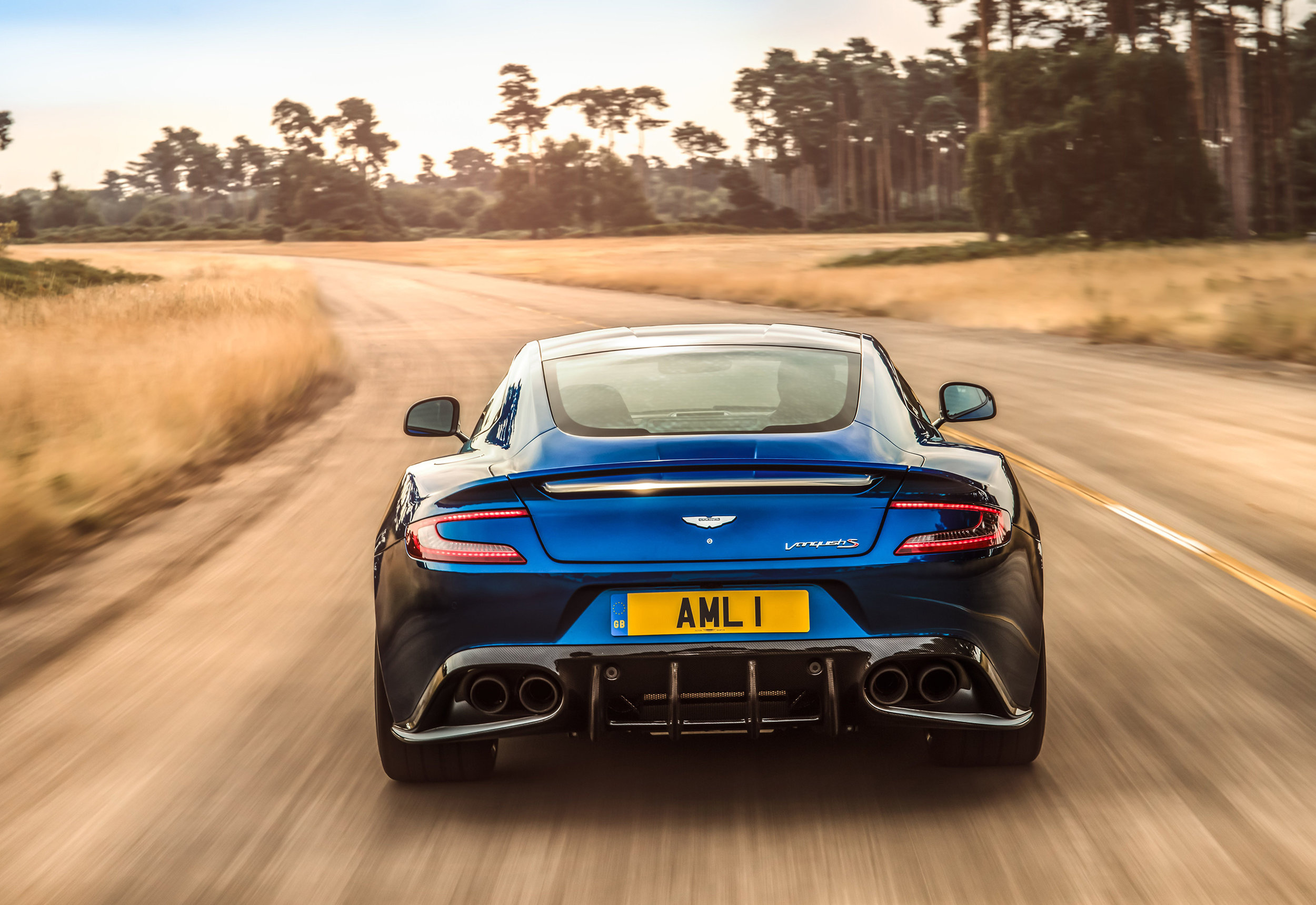 Vanquish-S_02.jpg