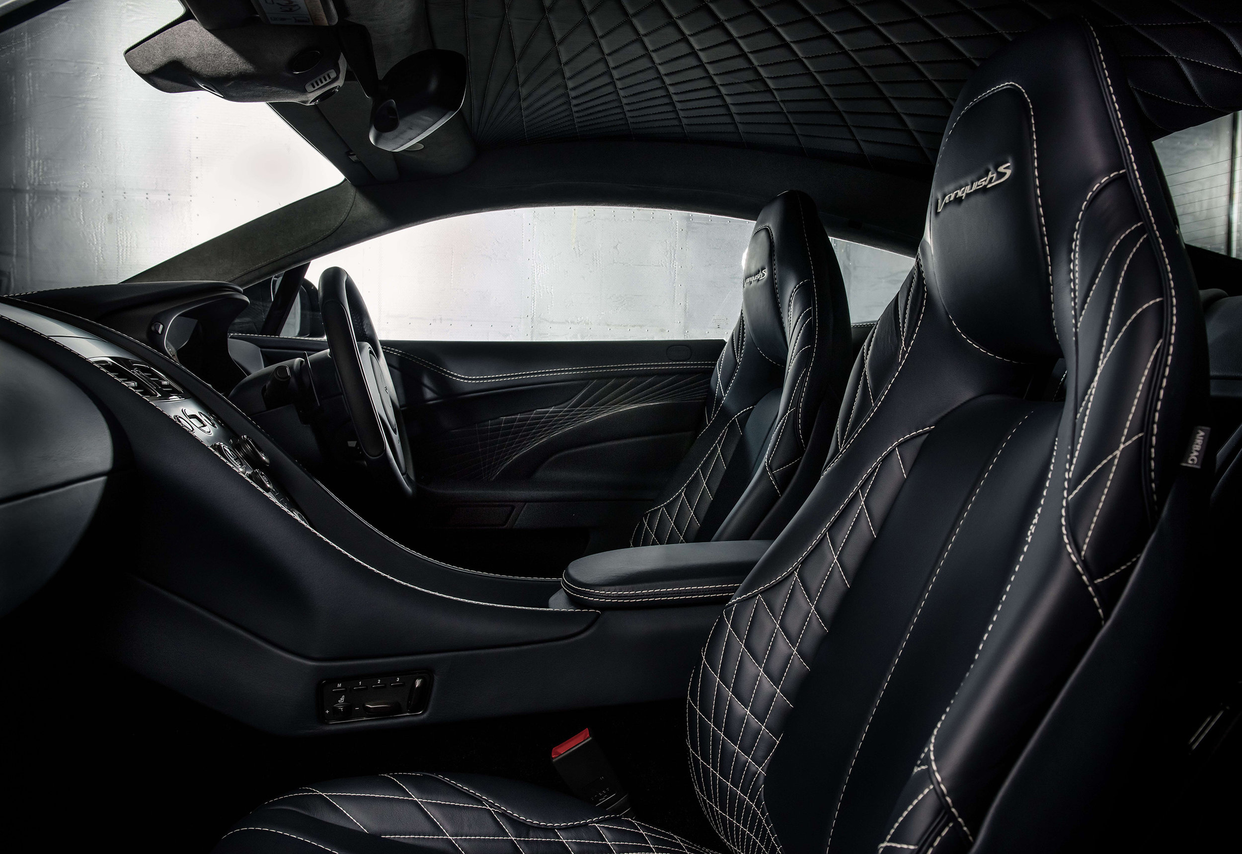 Vanquish-S_08.jpg