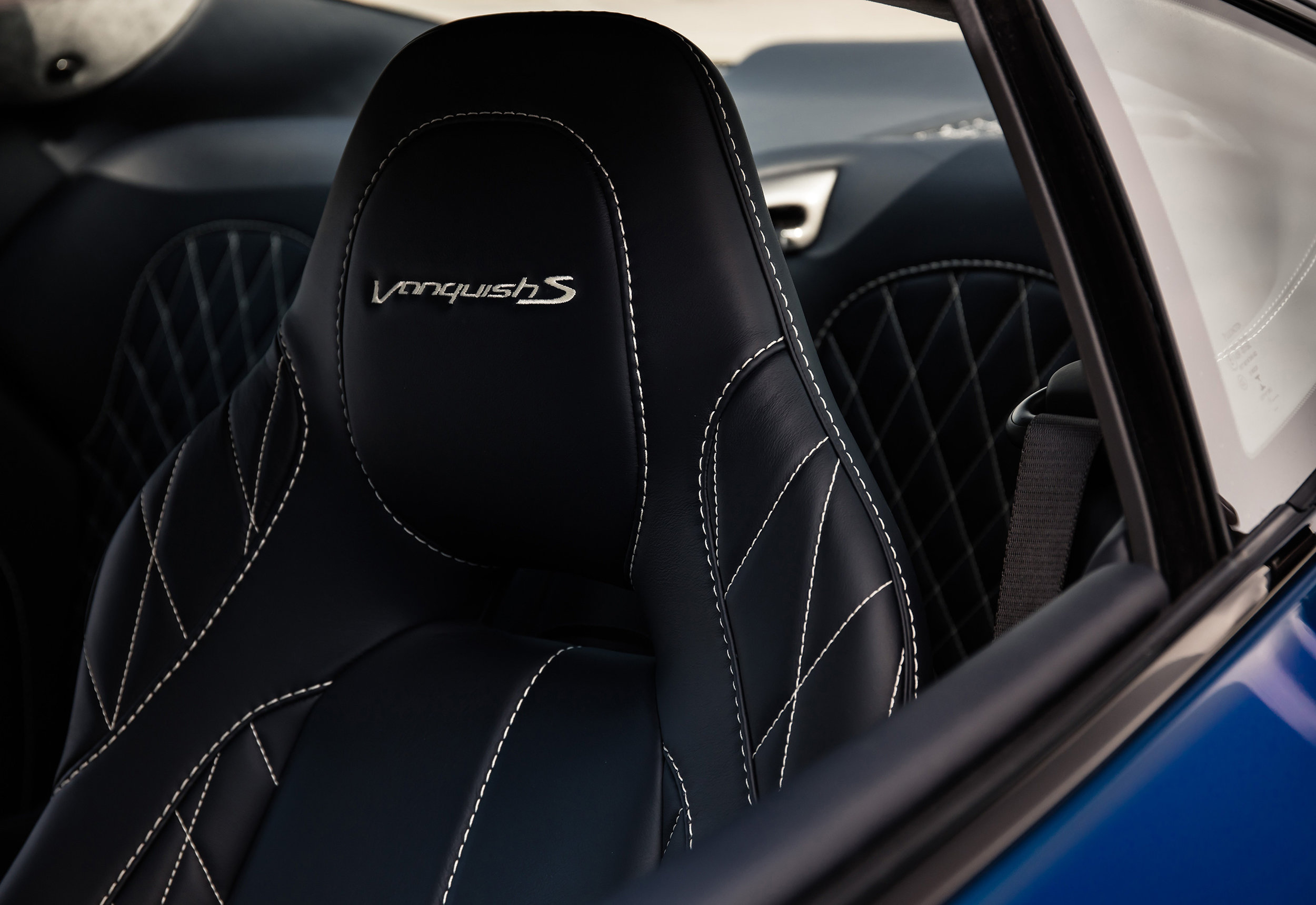 Vanquish-S_09.jpg
