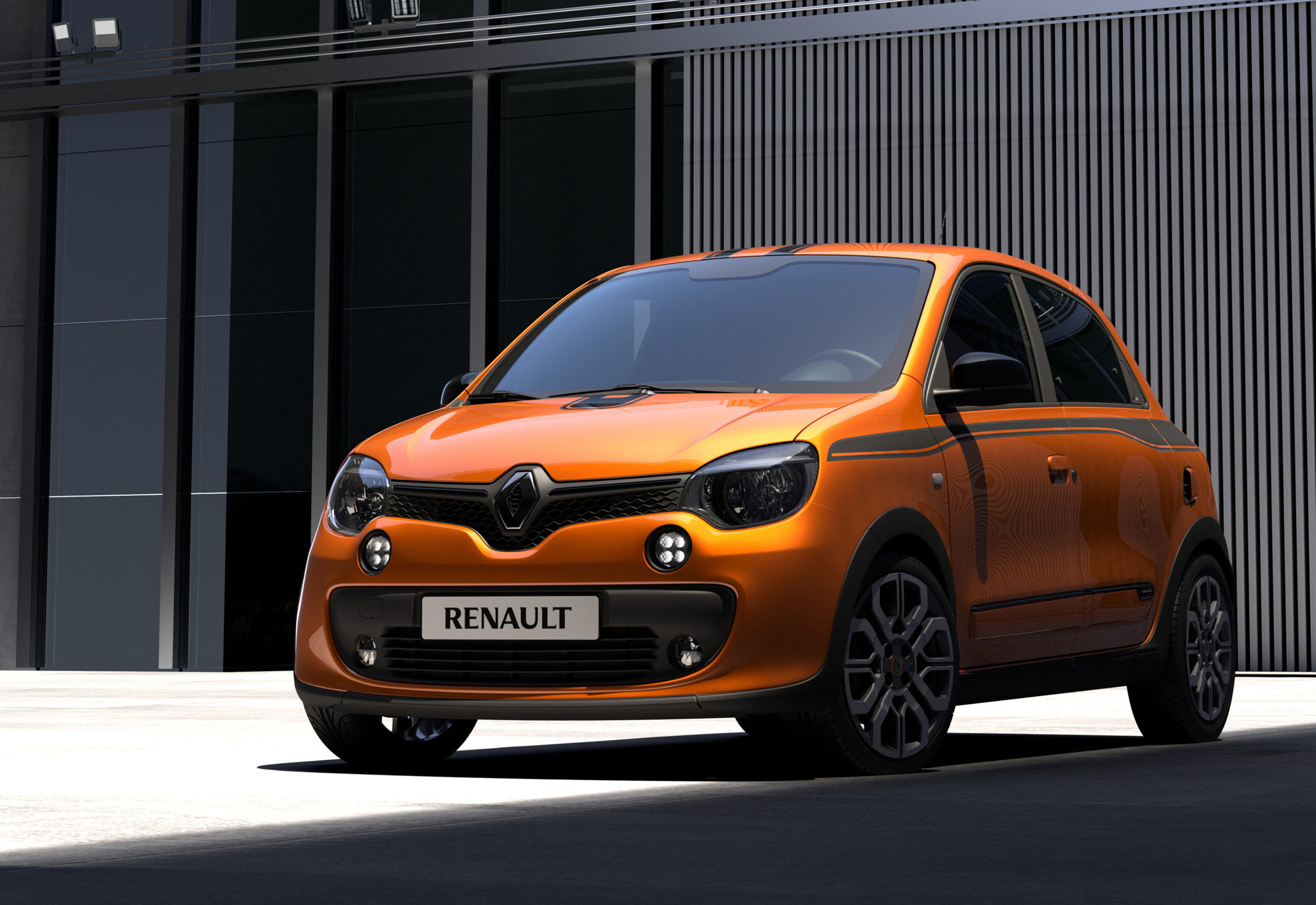 Renault-Twingo-GT-(1).jpg