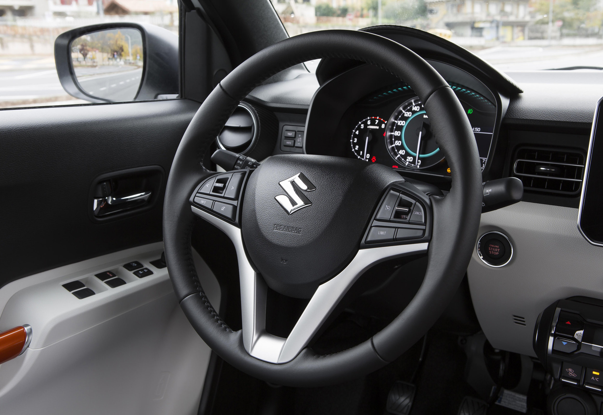 Interior---Steering-Wheel.jpg