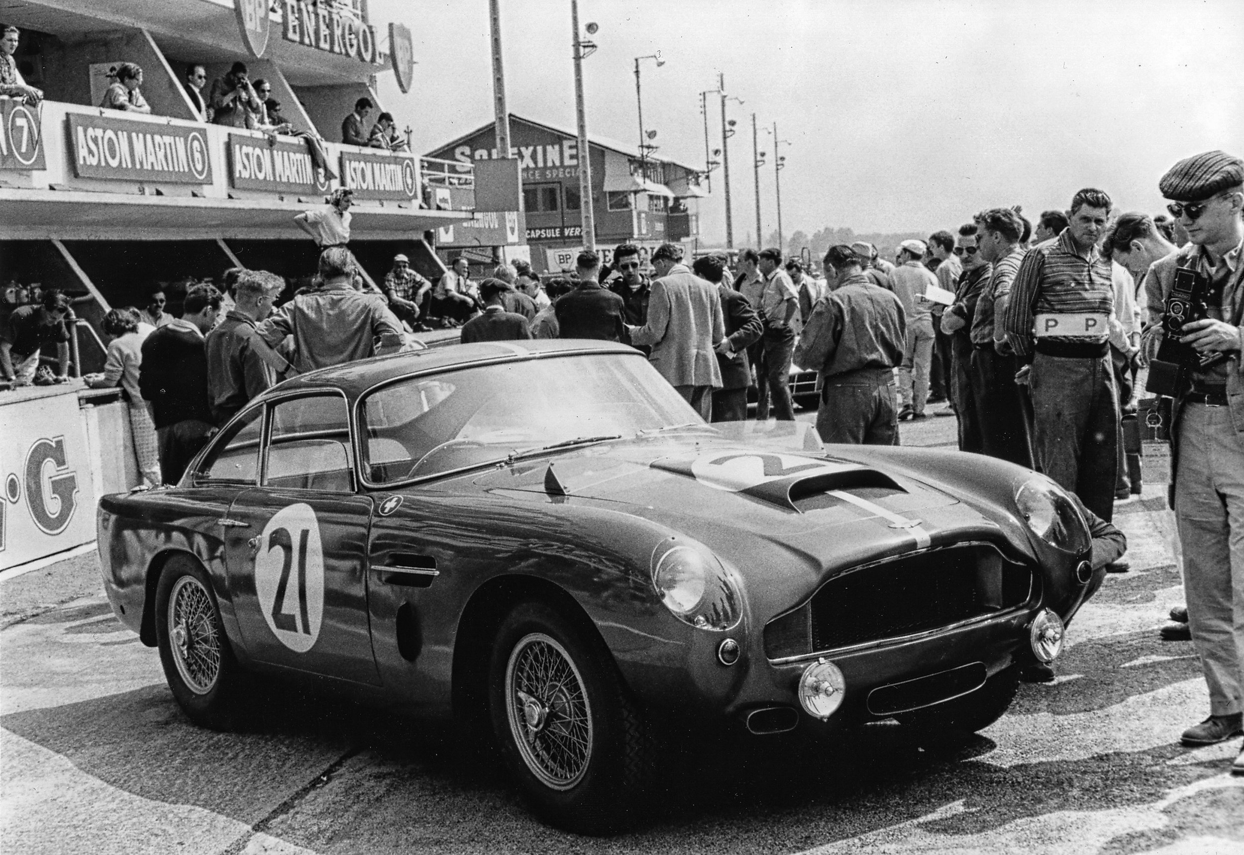 DB4-GT_Continuation_03.jpg