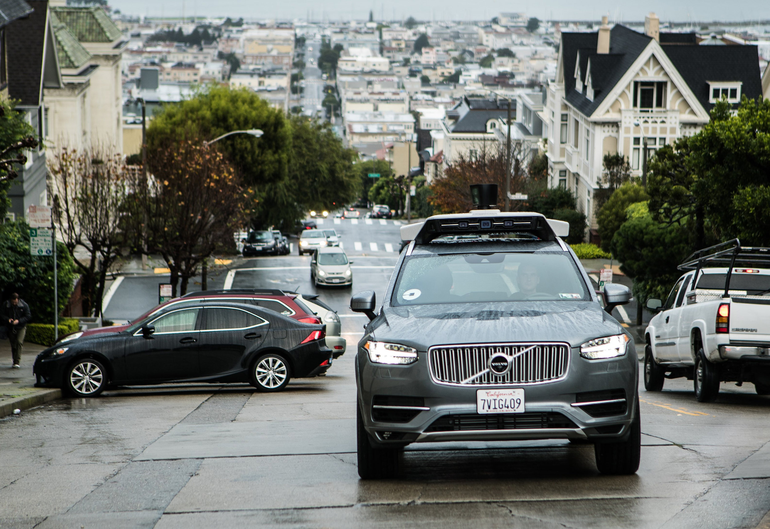 201688_Uber_launches_self_driving_pilot_in_San_Francisco_with_Volvo_Cars.jpg