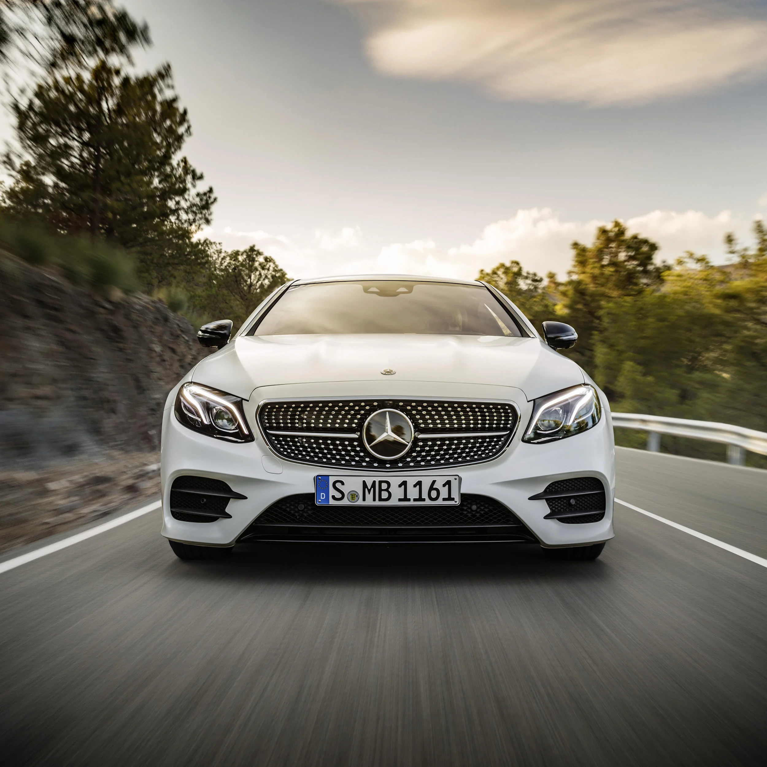 VIDEO: Mercedes reveals new E-Class Coupé
