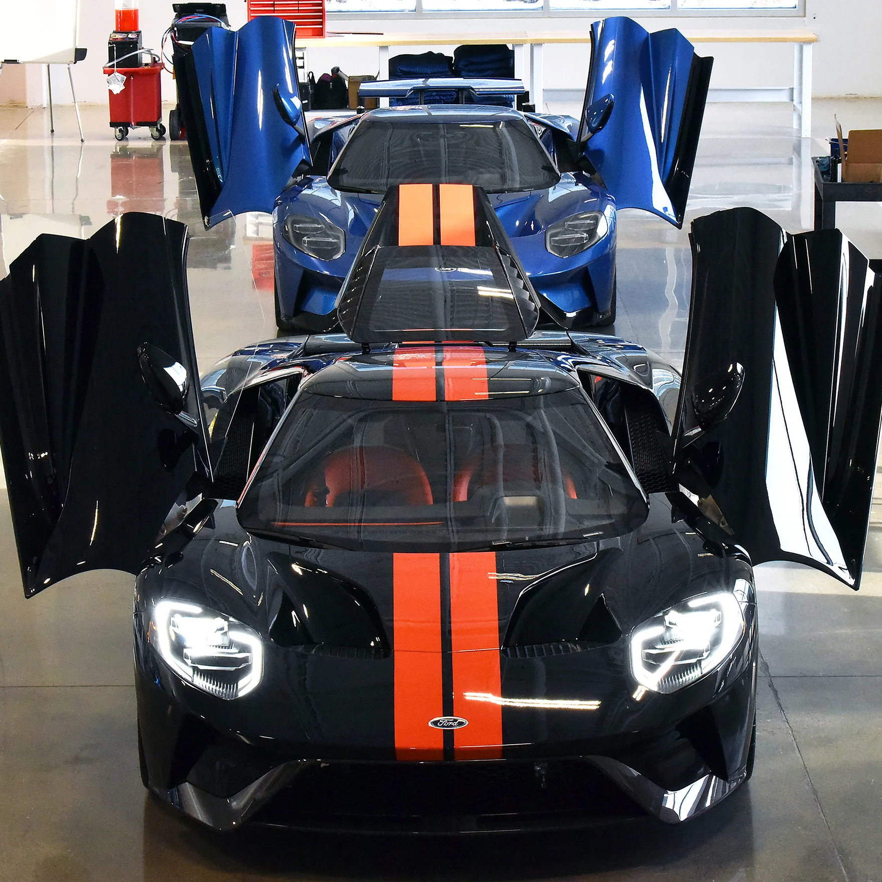 VIDEO: First road-going Ford GT rolls off the production line
