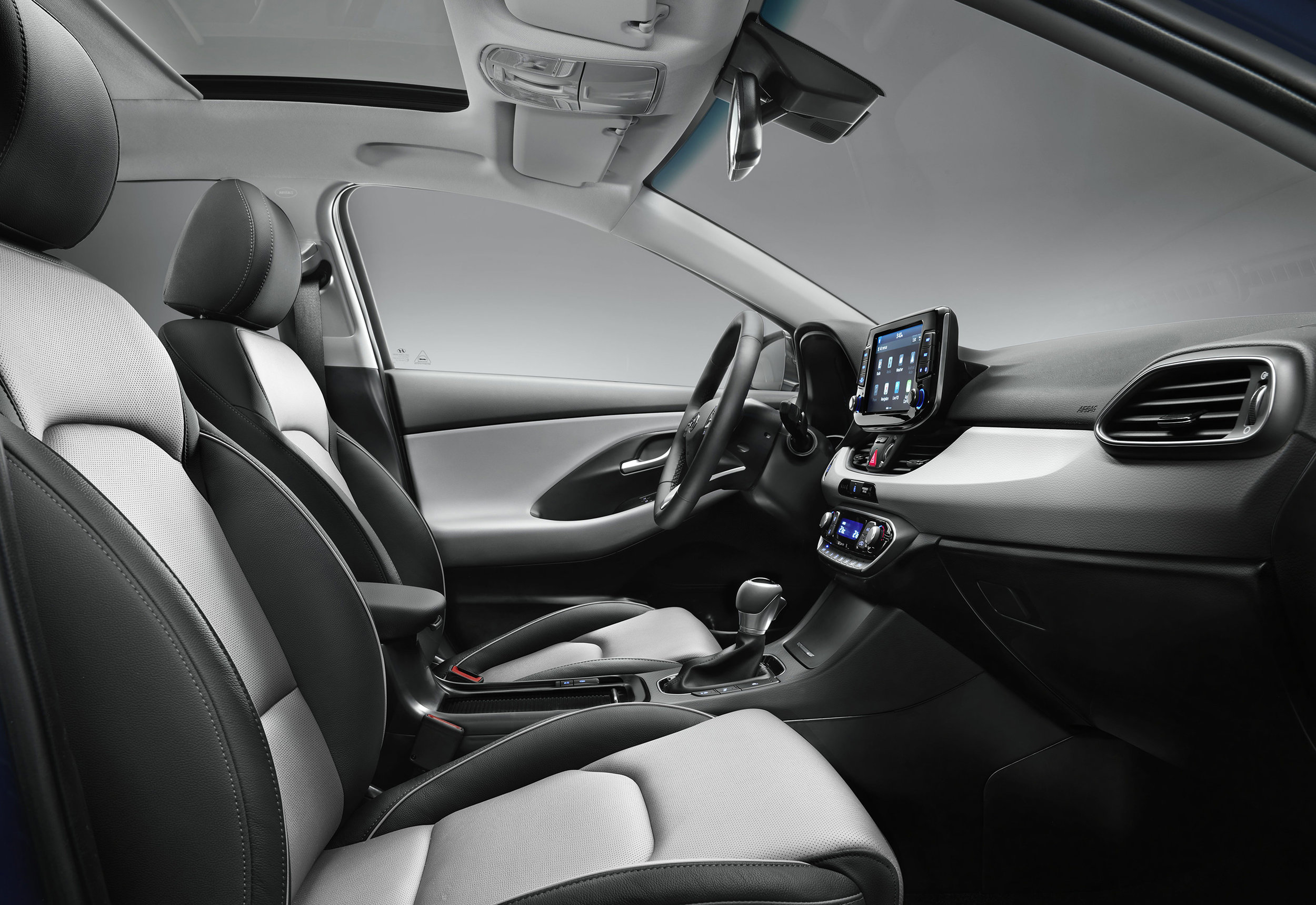 hyundai_i30_interior_2_bicolor.jpg