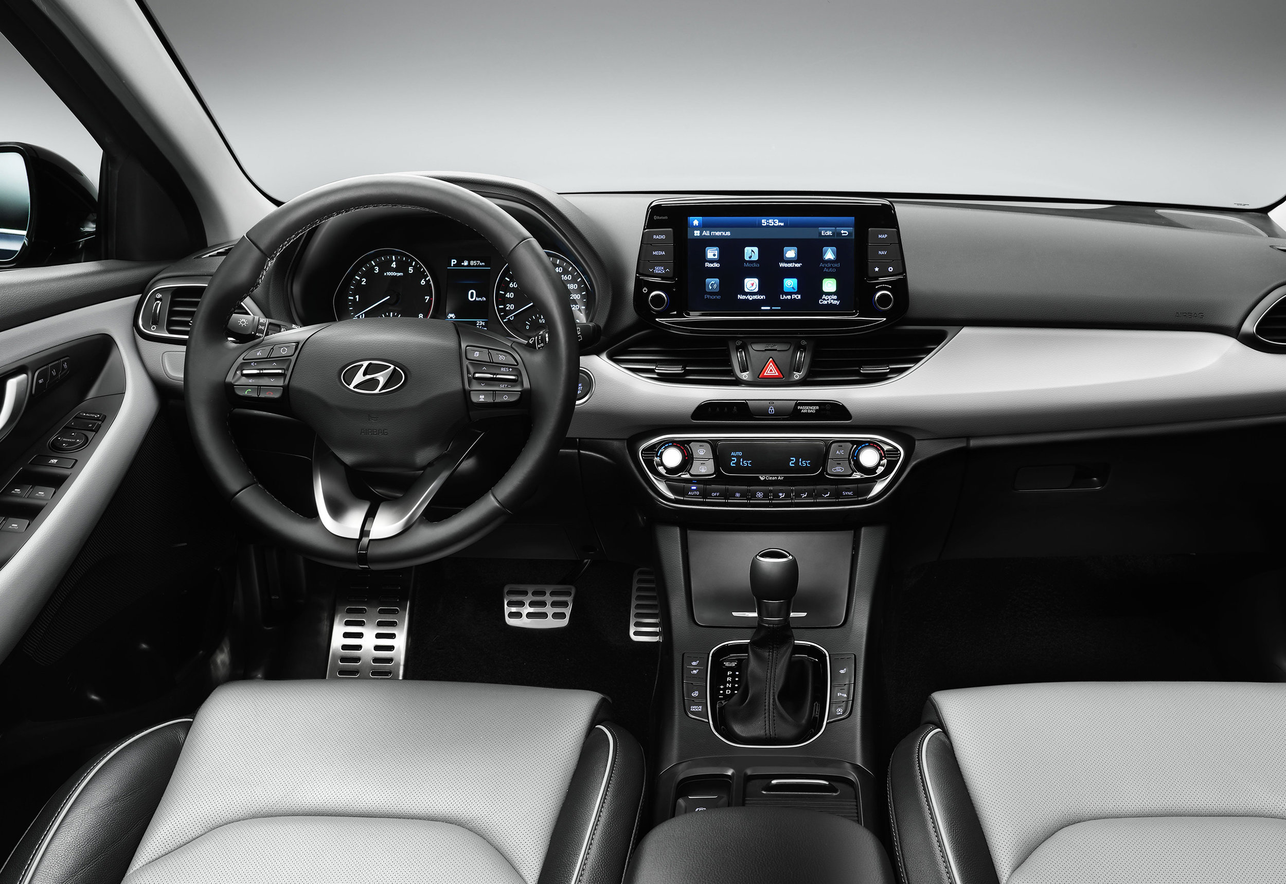 hyundai_i30_interior_bicolor.jpg