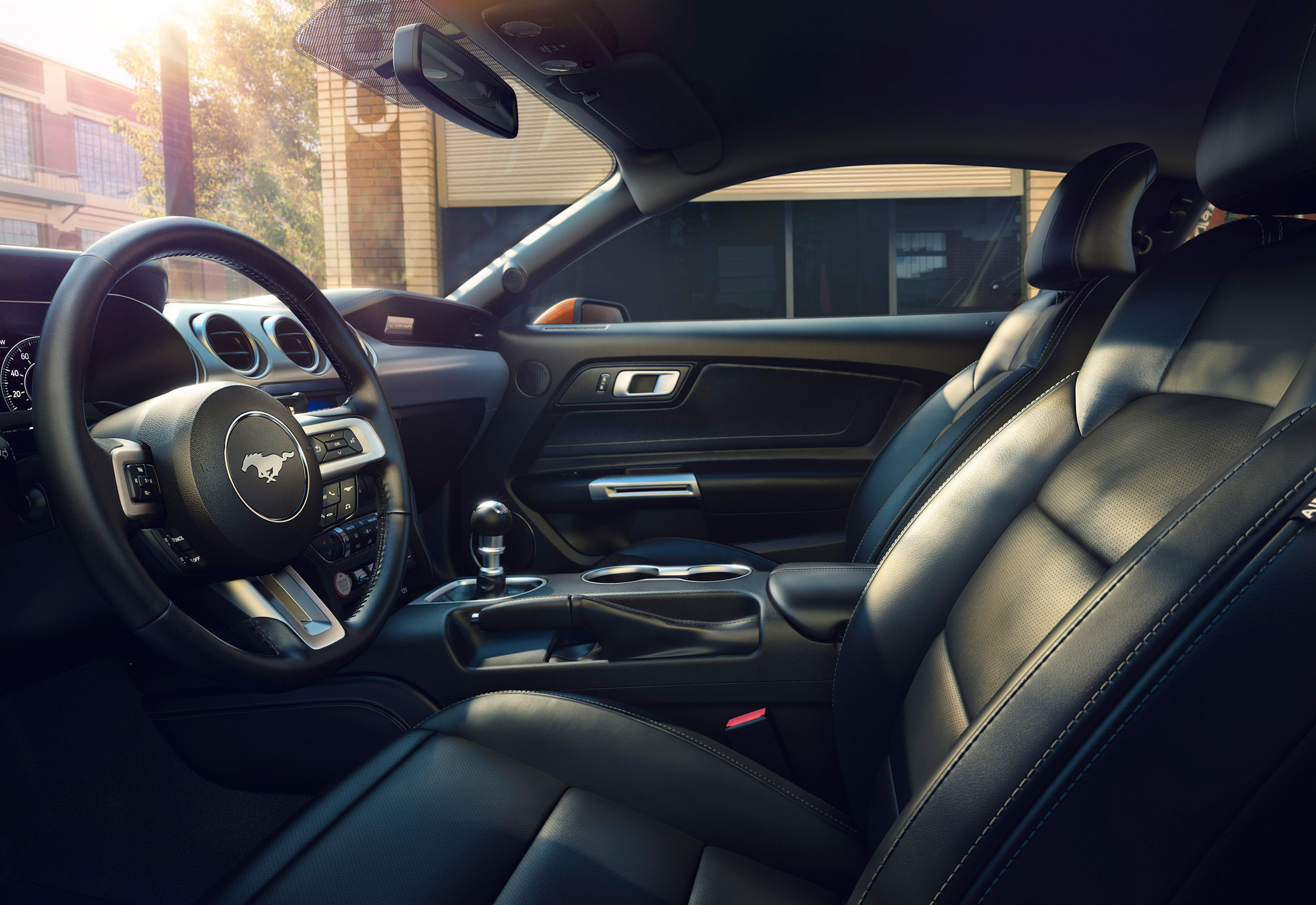 New-Ford-Mustang-Interior-2.jpg