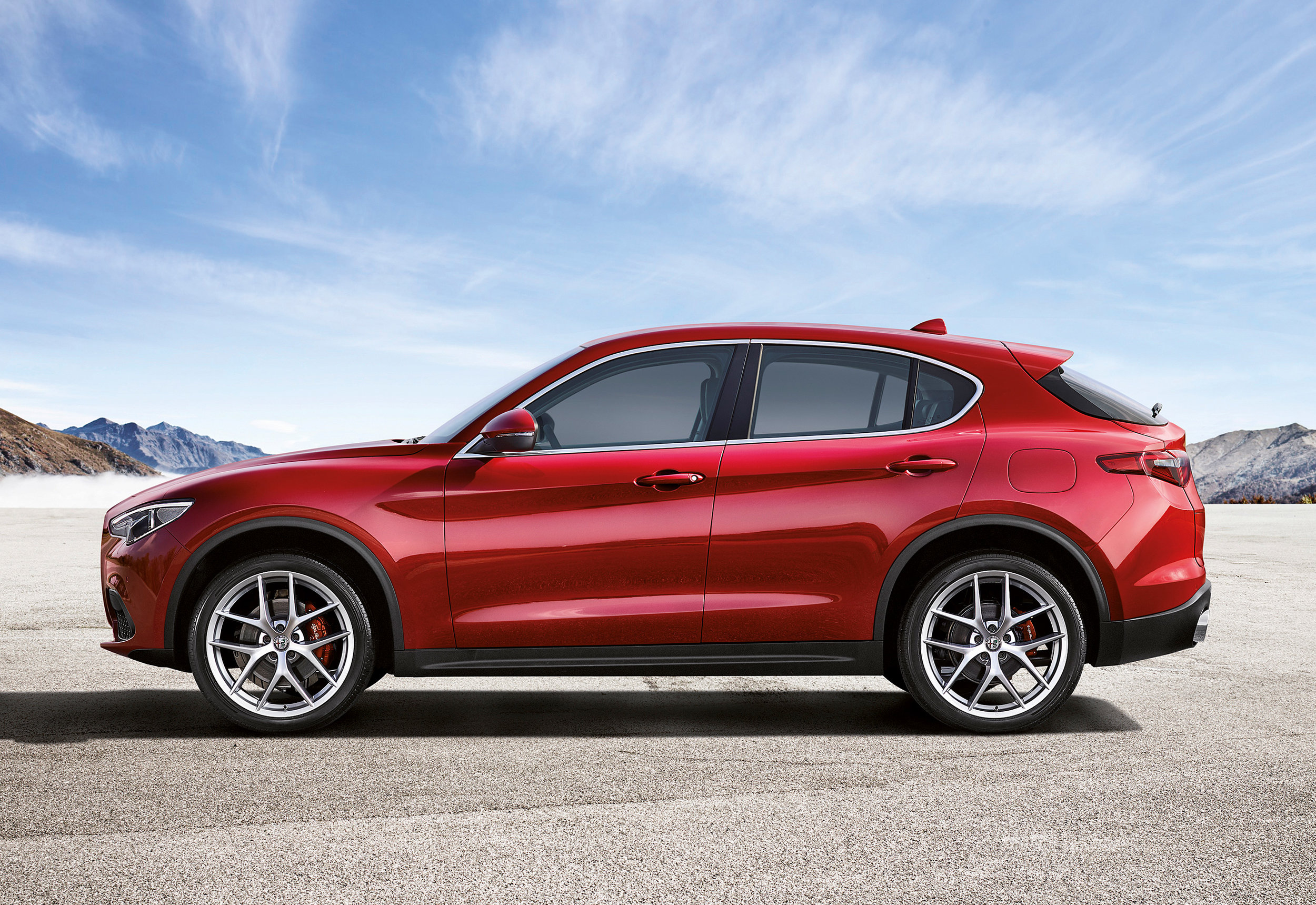 170117_Alfa-Romeo_Stelvio_08.jpg