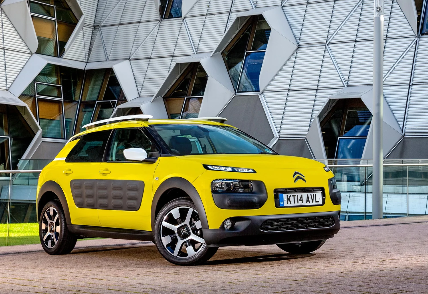 Citroen adds 6-speed auto to C4 Cactus range  New Car Net