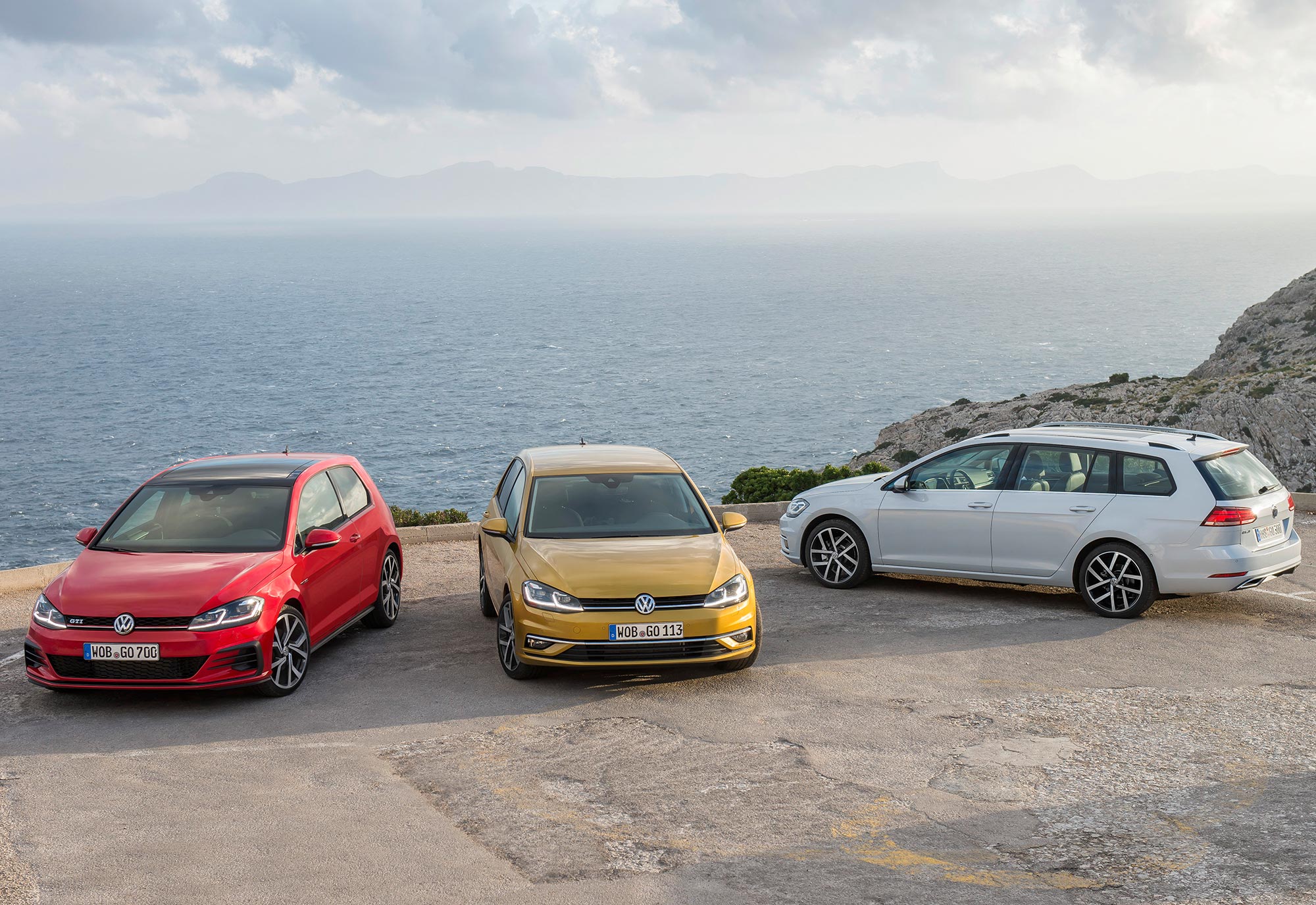 New-Volkswagen-Golf-2017-range.jpg
