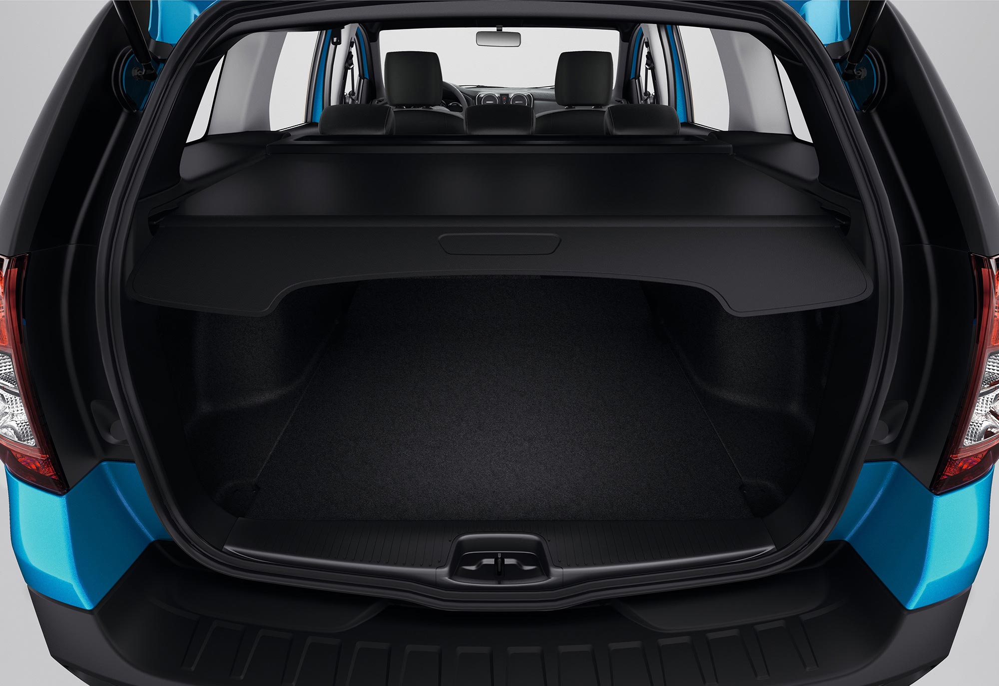 New-Logan-MCV-Stepway---EMBARGO-08h00-220217-(14).jpg