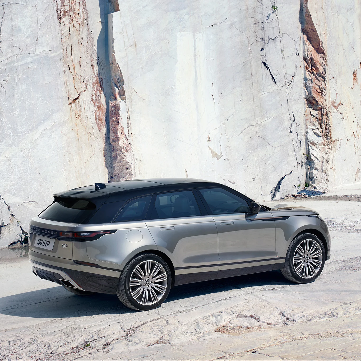 VIDEO: Brand new Range Rover Velar revealed