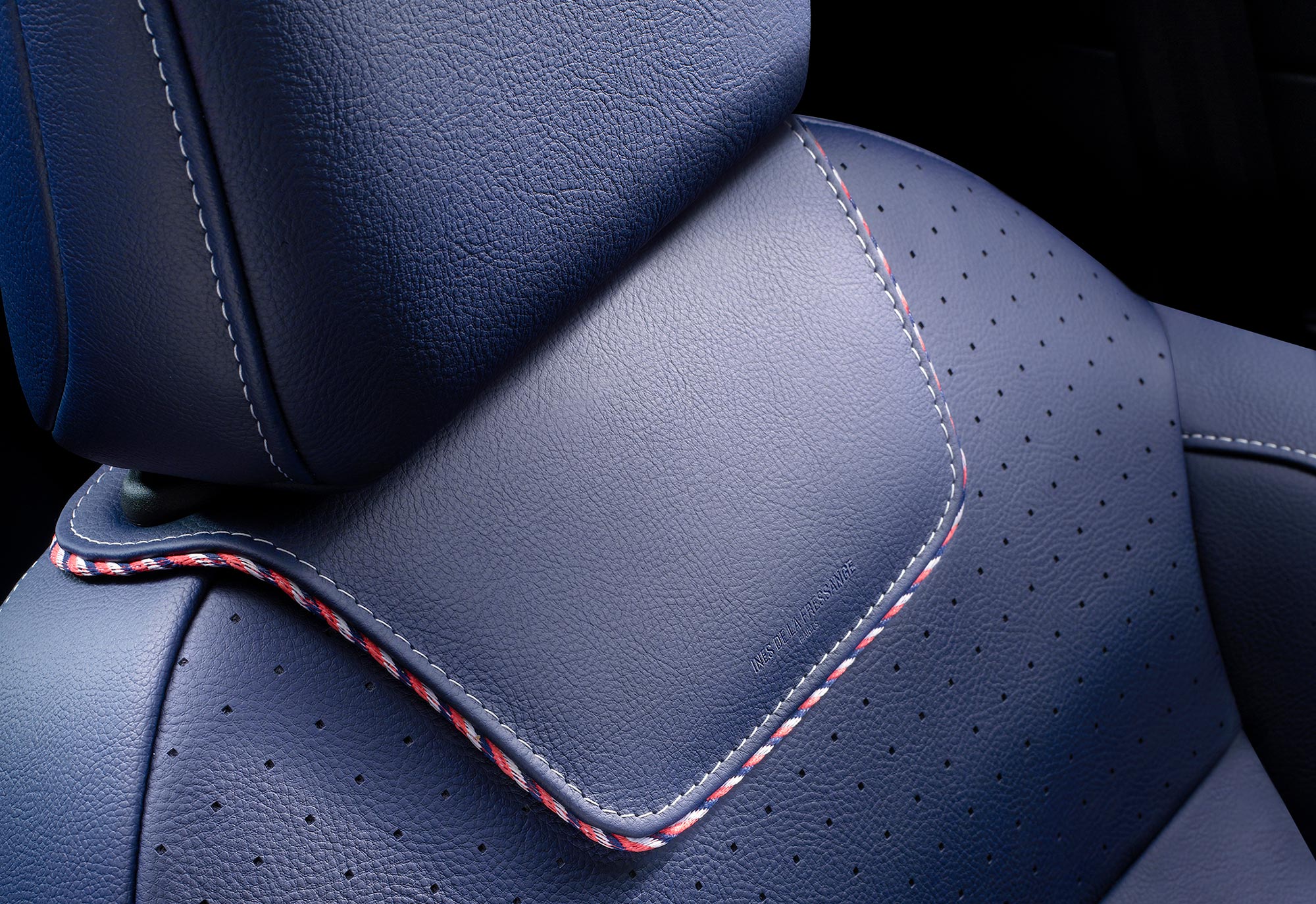DS-3-Inäs-de-la-Fressange-(blue-leather-seats-with-airmail-trim).jpg