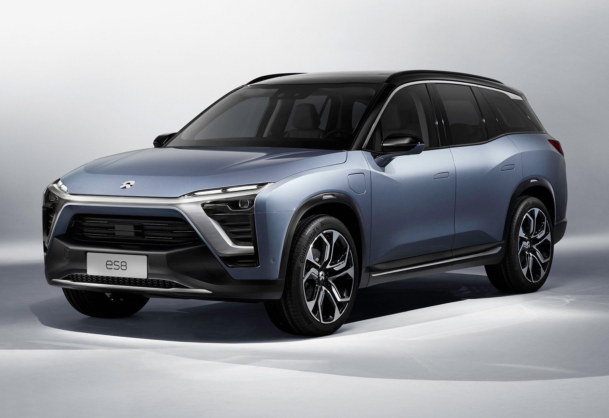 NIO_ES8_Front.jpg