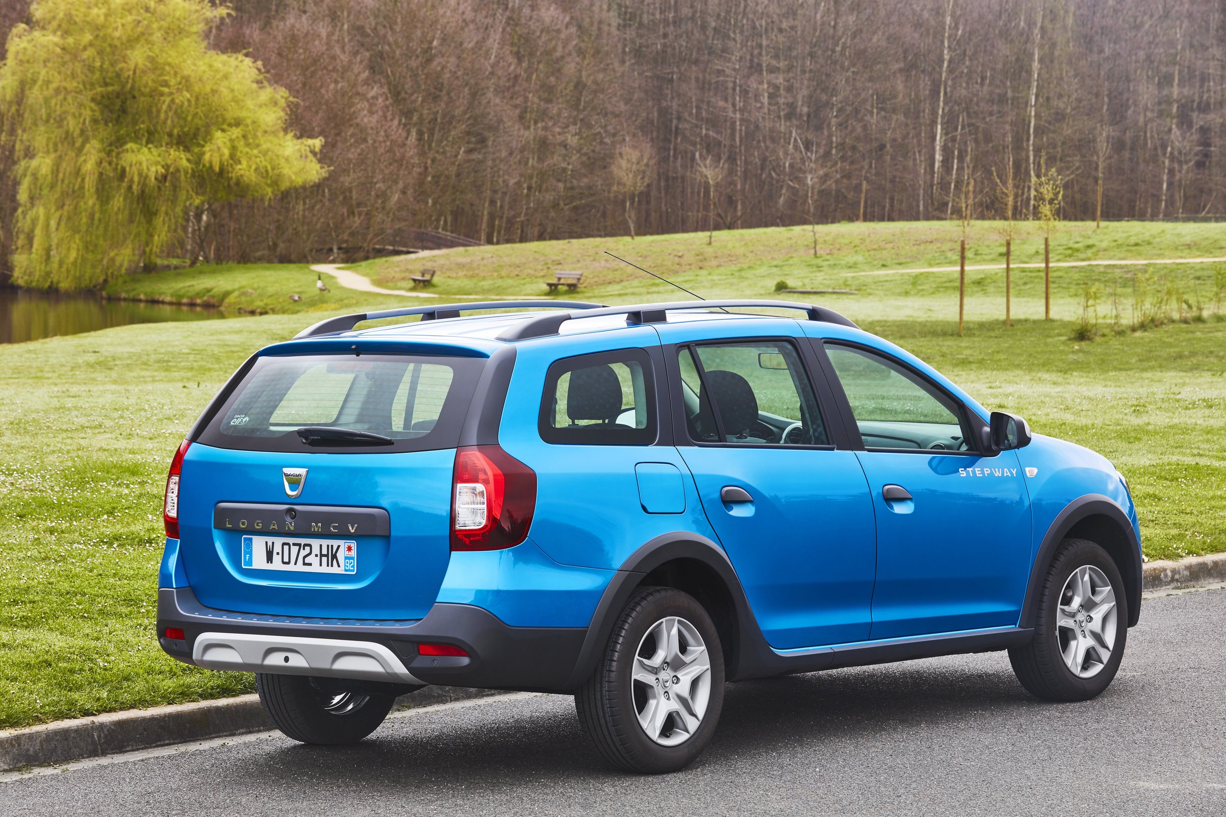 Dacia announces Logan MCV Stepway UK pricing specification EMBARGO 09h00 020517 (2).JPG