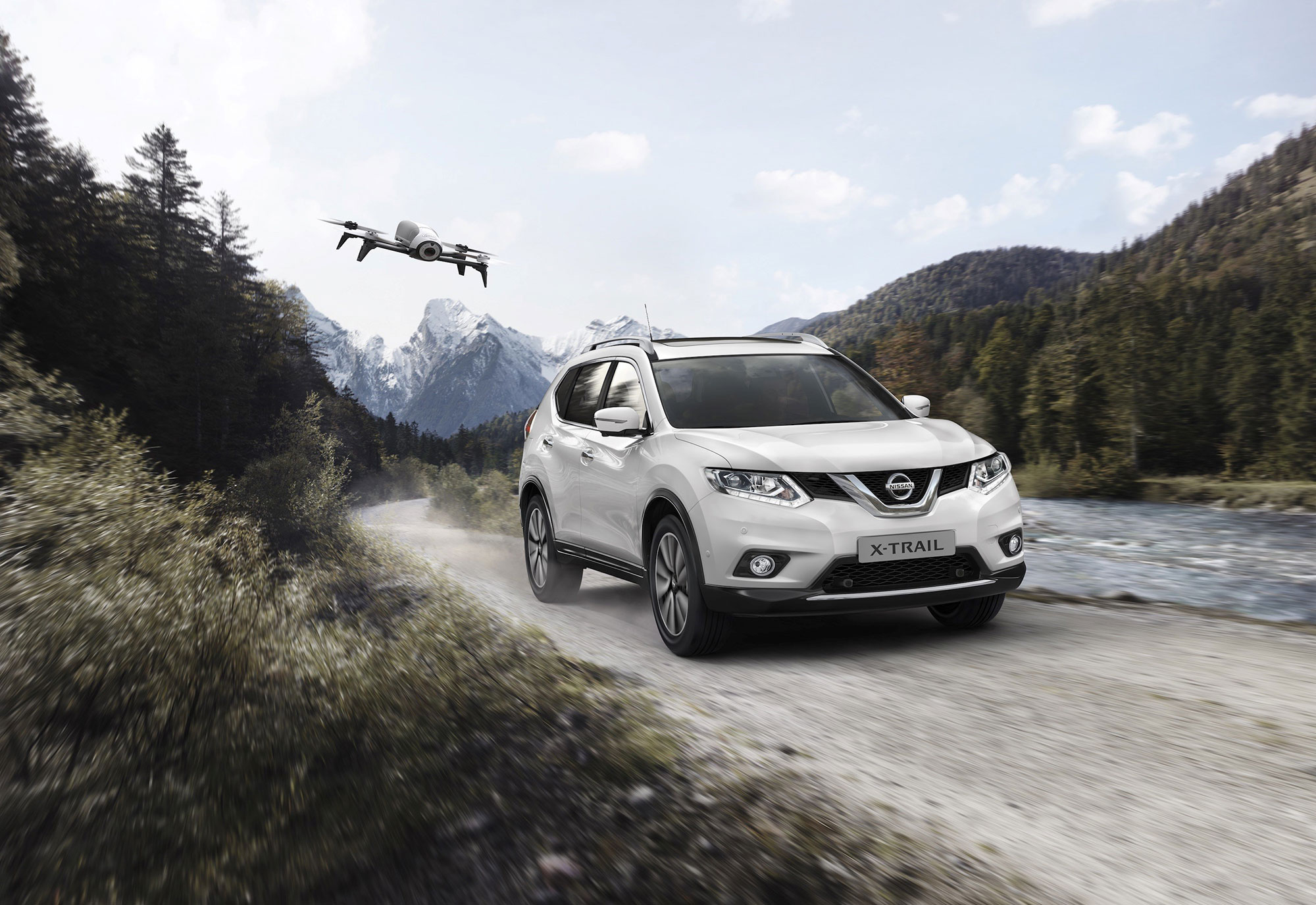 426187785_Nissan_X_Trail_X_Scape_the_perfect_crossover_for_unforgettable_family.jpg