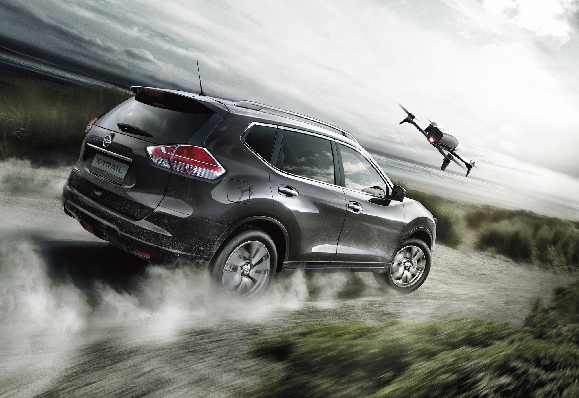 426187782_Nissan_X_Trail_X_Scape_the_perfect_crossover_for_unforgettable_family.jpg
